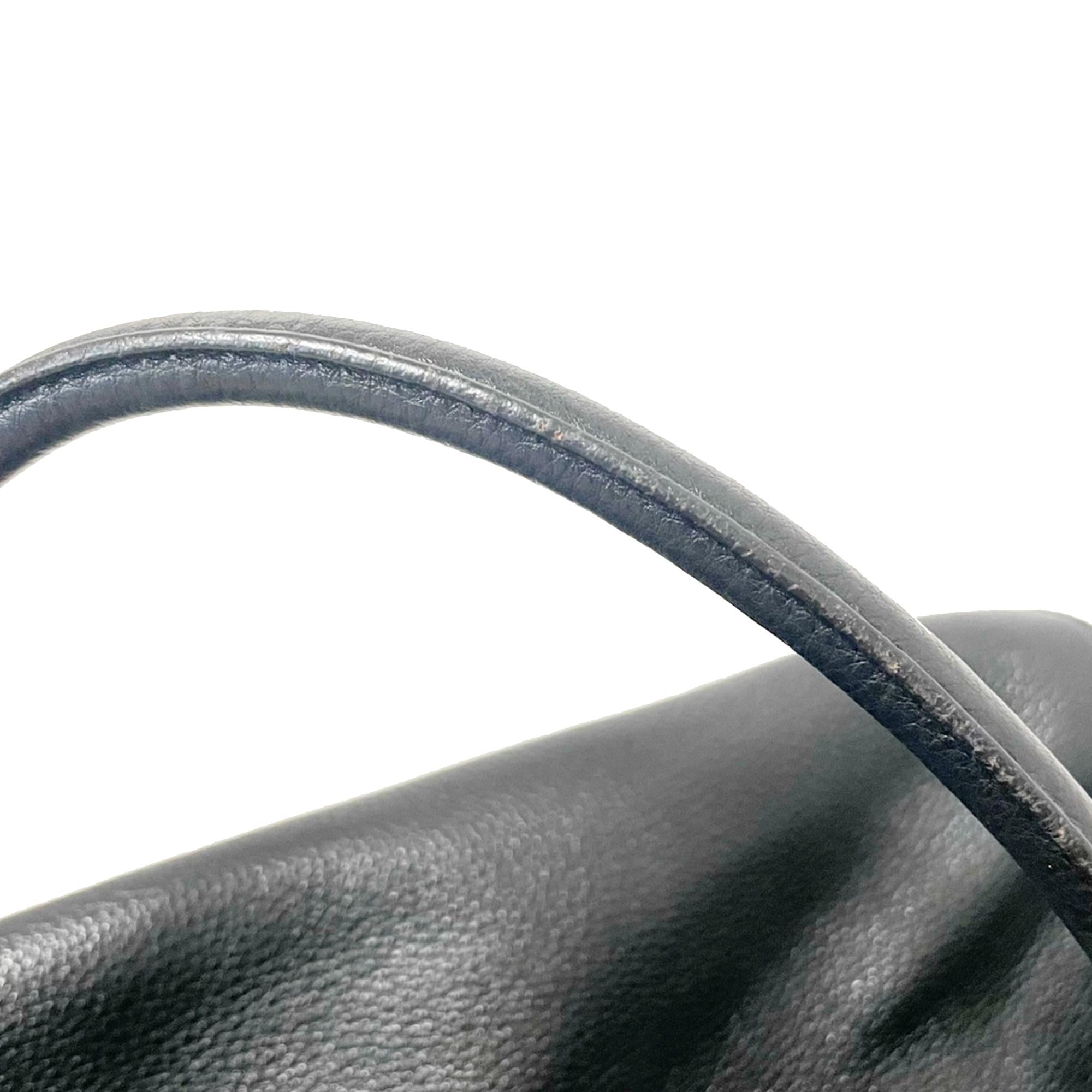 Prada Vitello Daino Satchel (SHG-yKEpiP)