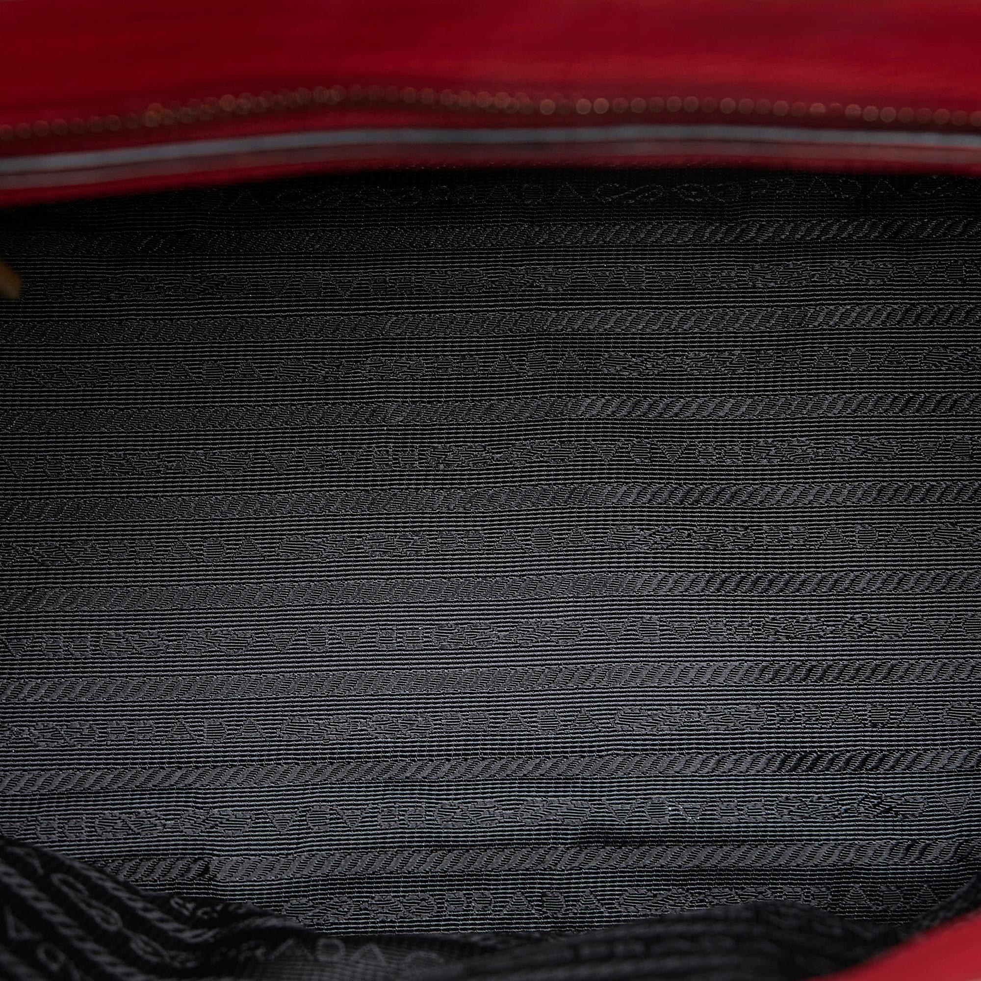 Prada Vitello Daino Sound Lock Satchel (SHG-Telq0f)