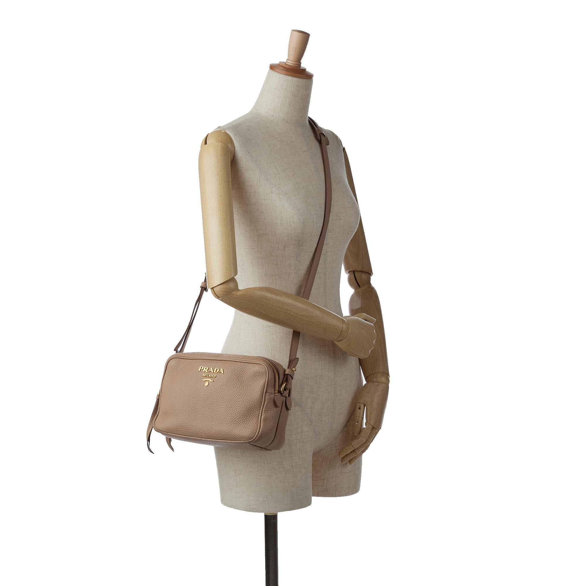Prada Vitello Phenix Double Zip (SHG-jaXNEZ)