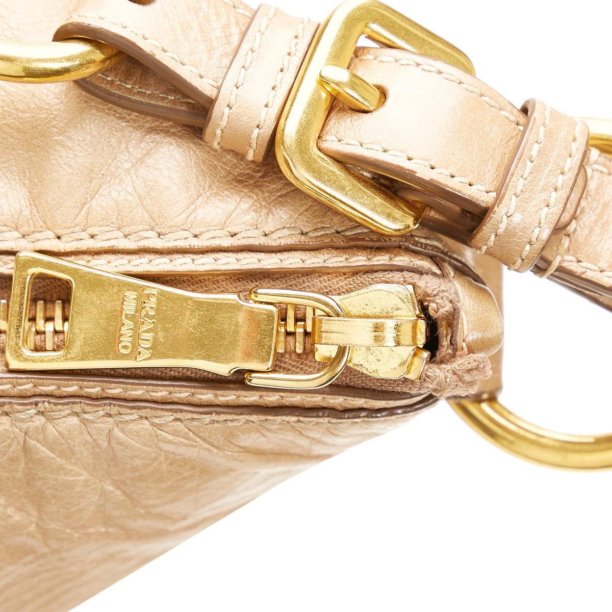 Prada Vitello Shine Shoulder Bag (SHG-hs6V3o)