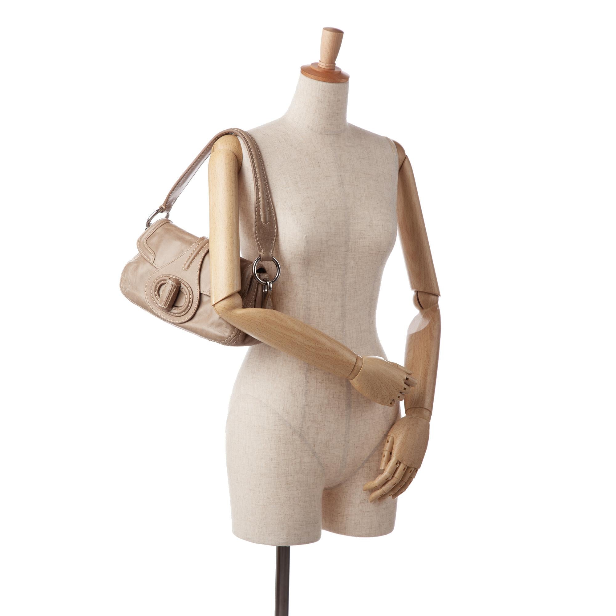 Prada Vitello Shine Turn Lock Baguette (SHG-kNYA2Z)