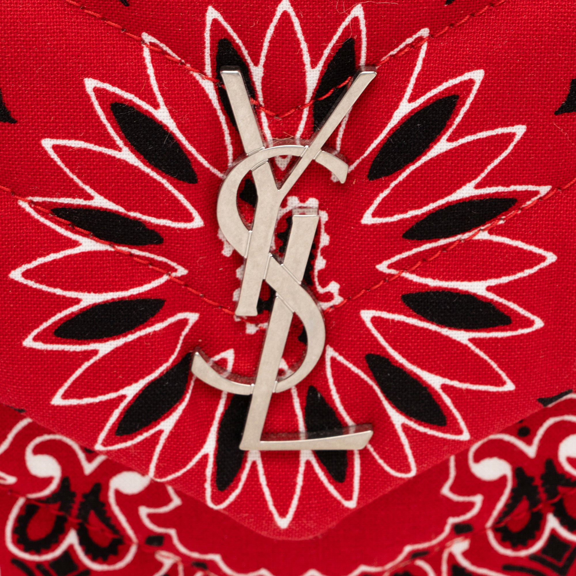 Saint Laurent Bandana Monogram LouLou Toy Shoulder Bag (SHF-Cci5Ed)