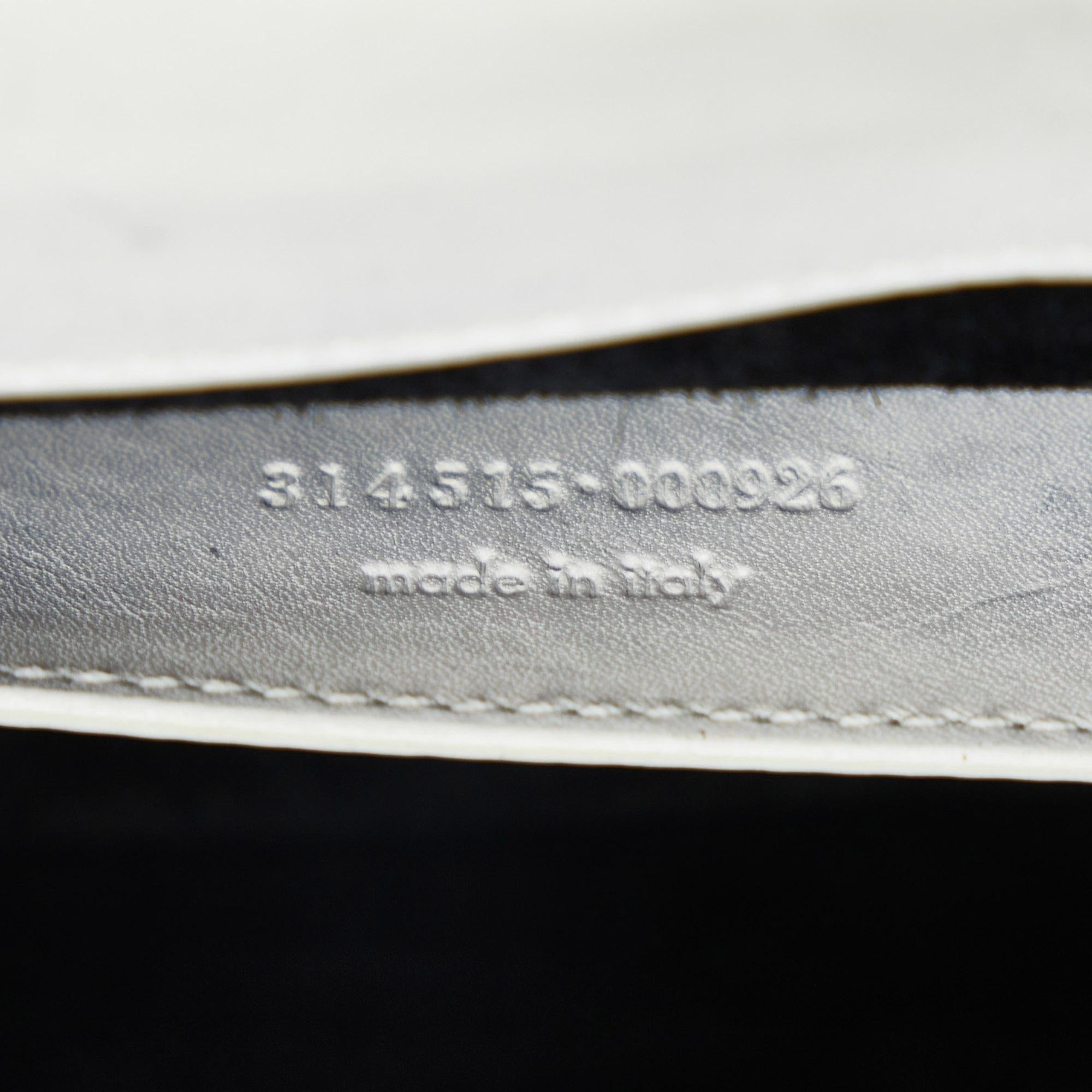 Saint Laurent Betty Shoulder Bag (SHG-yEctaB)