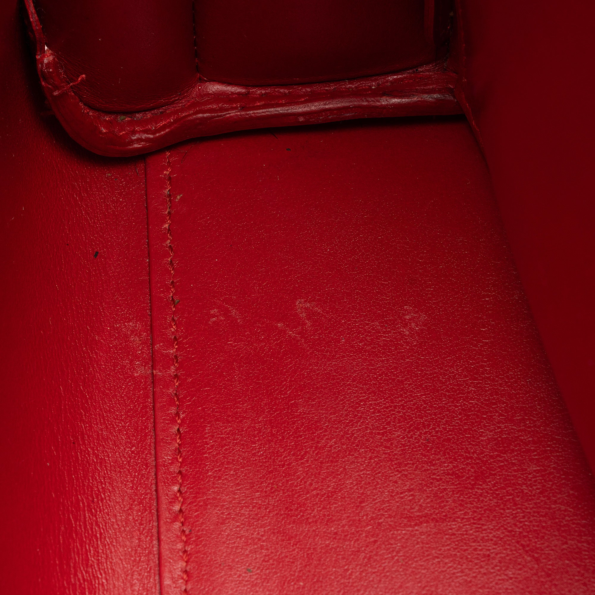 Saint Laurent Calfskin Sac De Jour Baby Tote (SHF-9fX2F7)