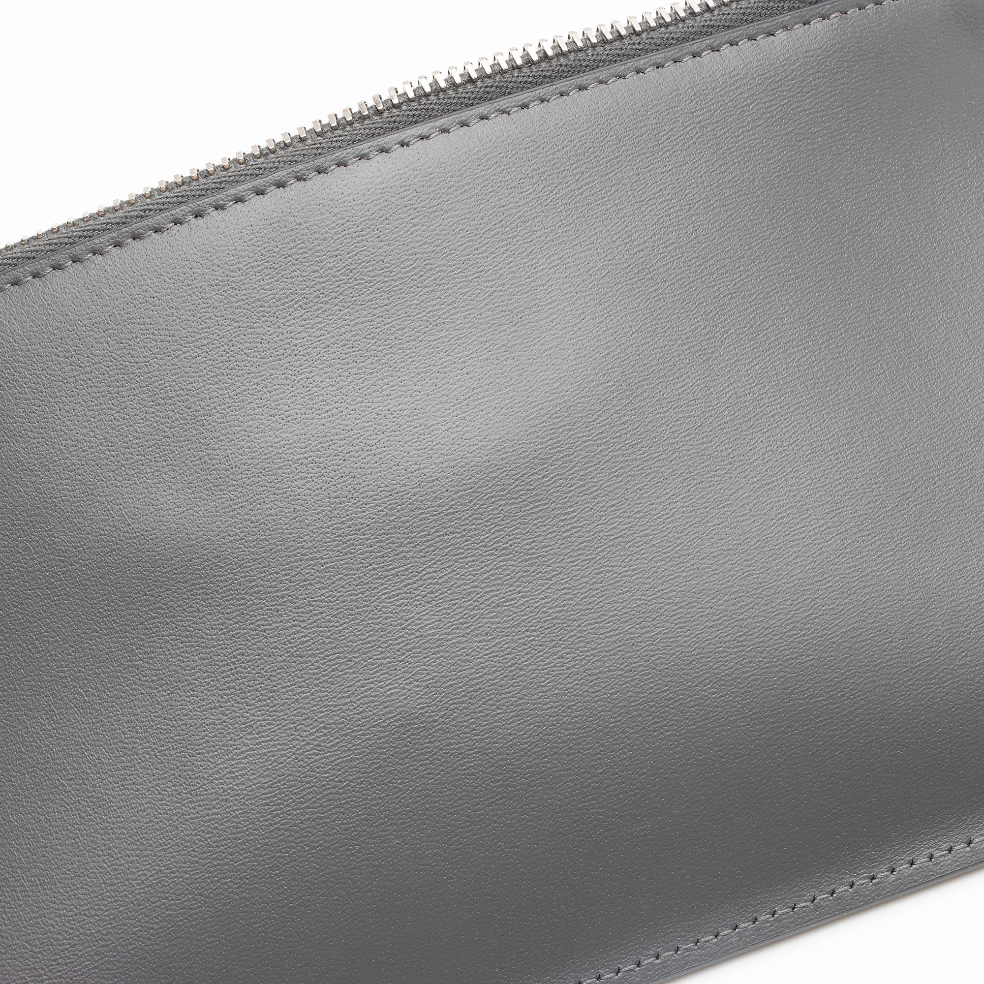 Saint Laurent Calfskin Small Zip Pouch (SHF-RISe7Z)
