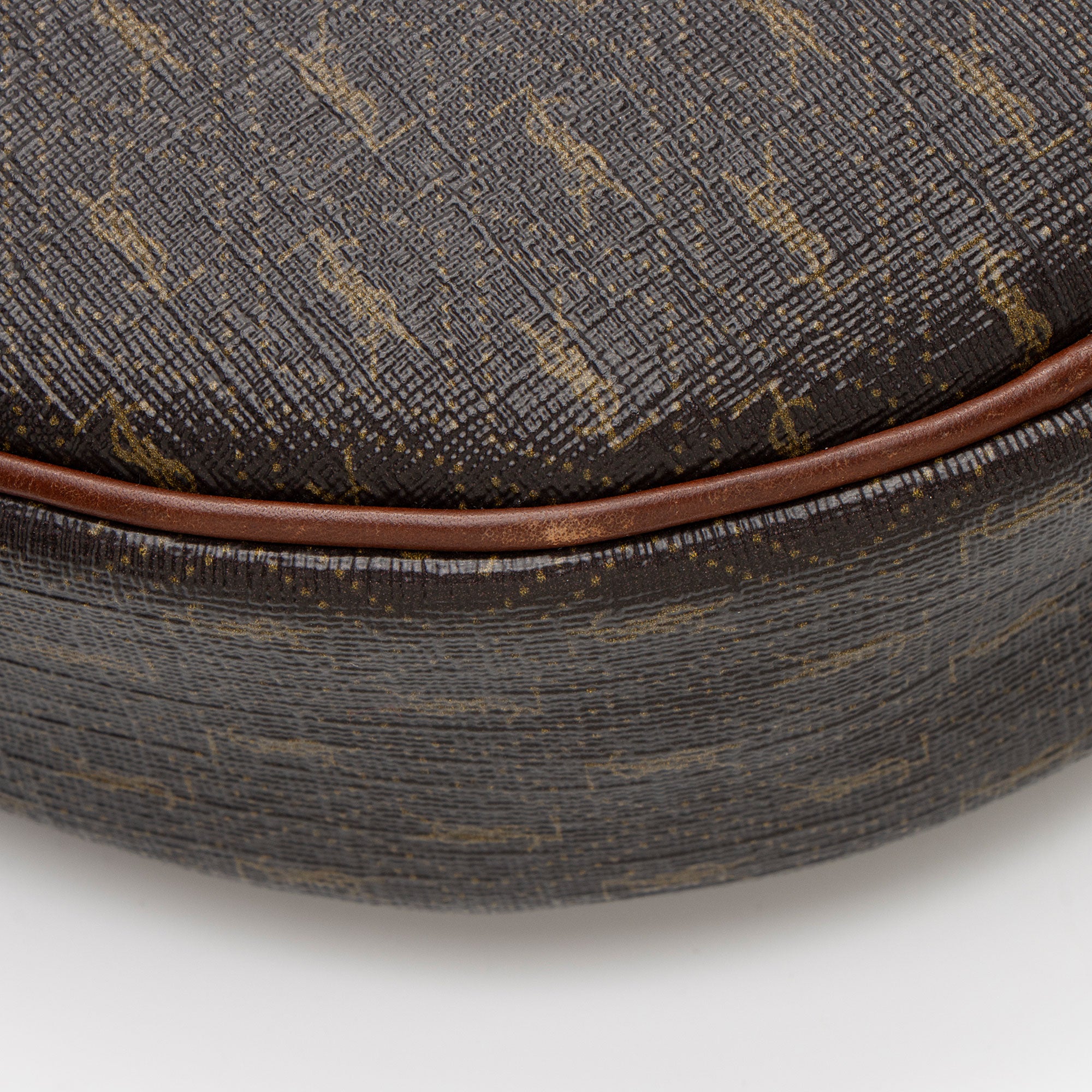 Saint Laurent Le Monogram Canvas Calfskin Sac Coeur Crossbody (SHF-IzwoNK)