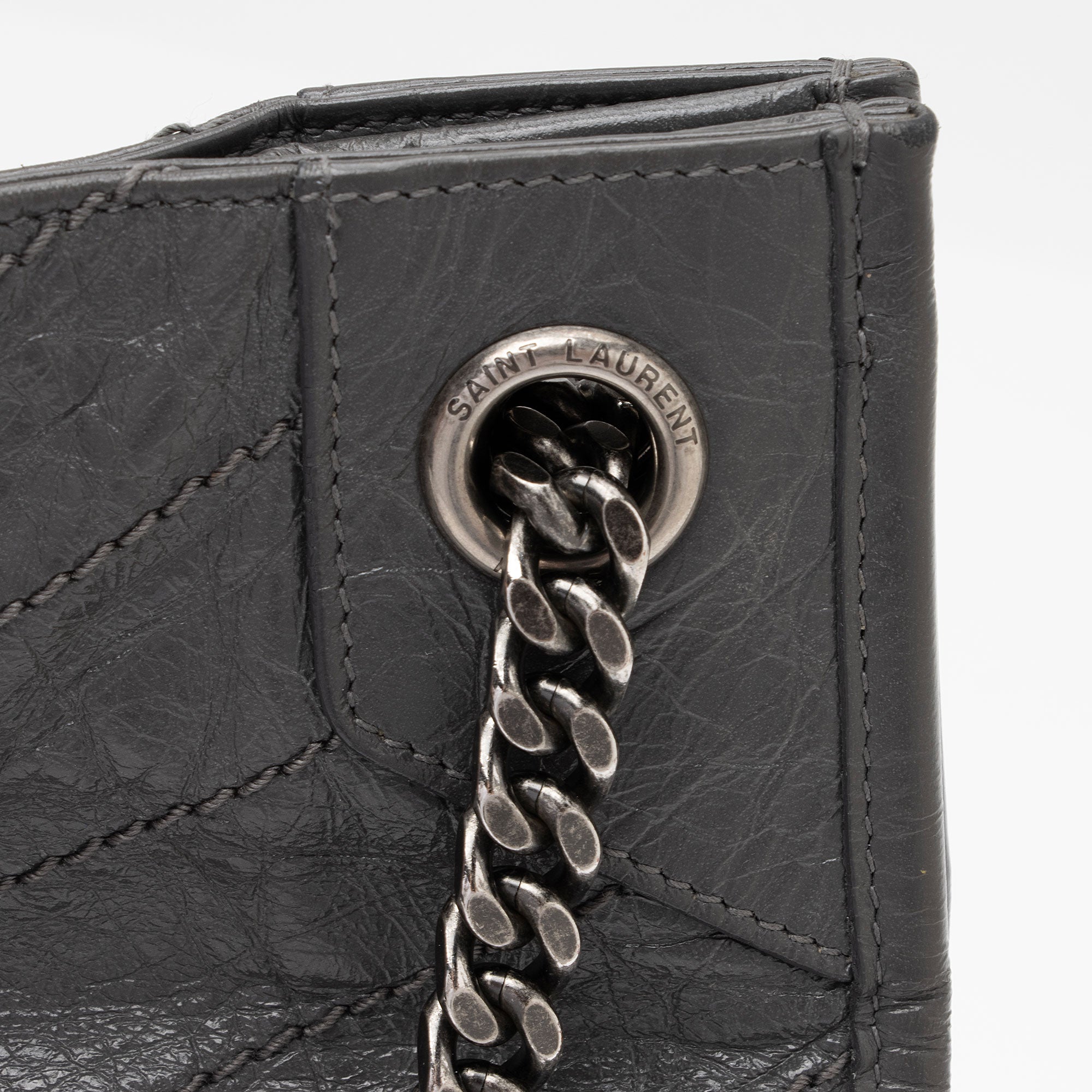 Saint Laurent Crinkled Calfskin Monogram Niki Medium Shopping Tote (SHF-gLfdmG)