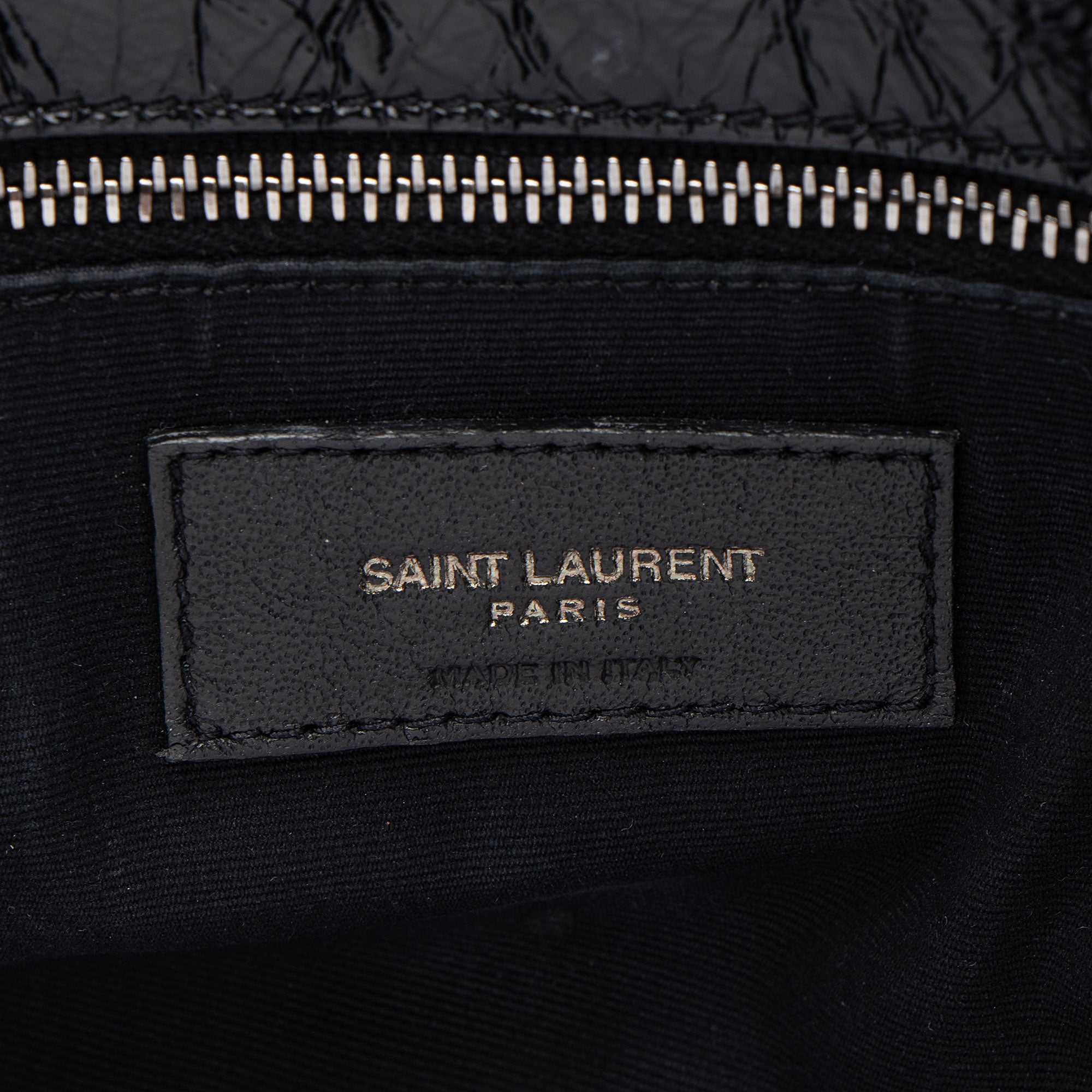 Saint Laurent Crinkled Calfskin Monogram Niki Medium Shoulder Bag (SHF-GOzKUg)