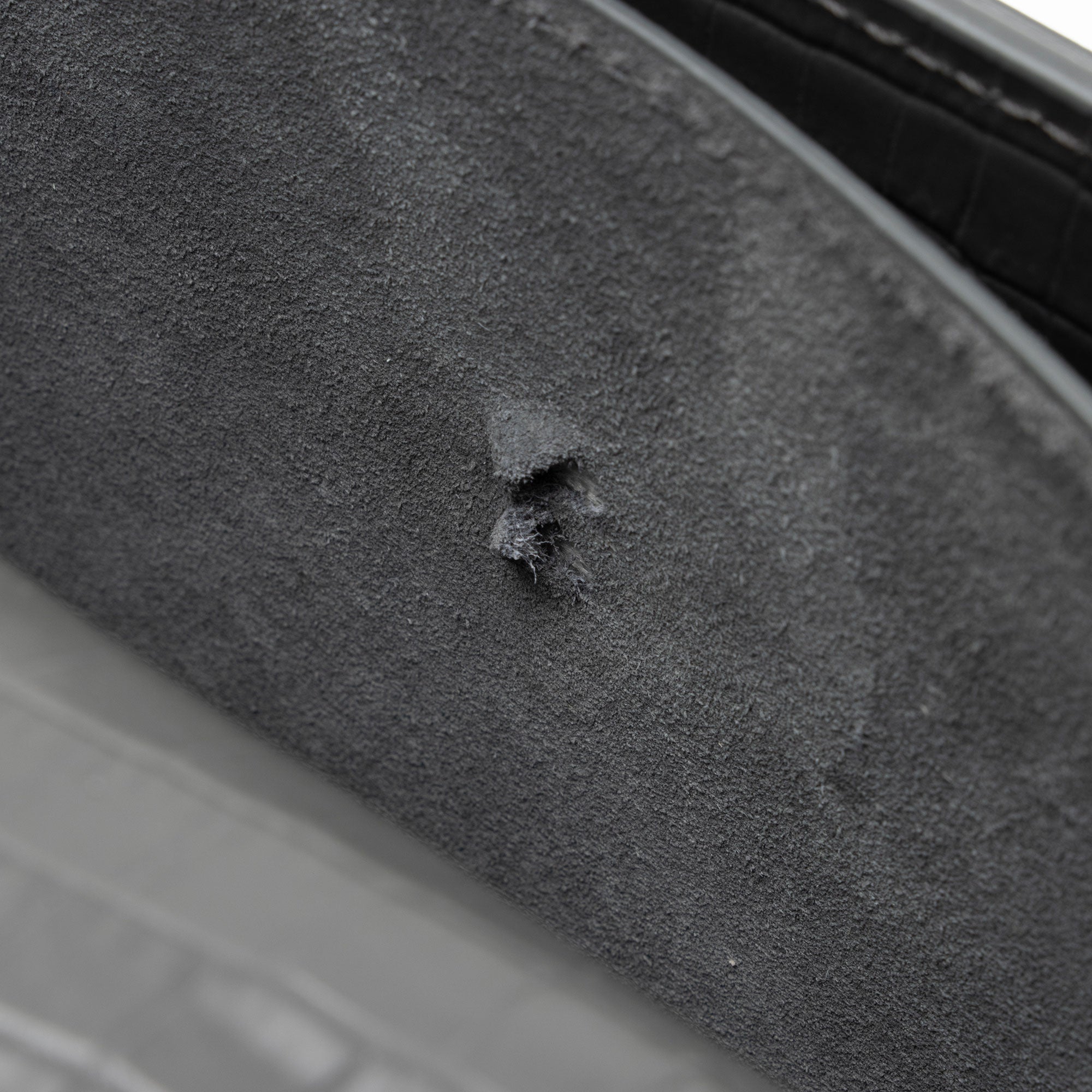 Saint Laurent Croc Embossed Leather Monogram Sunset Medium Shoulder Bag (SHF-dhitYI)