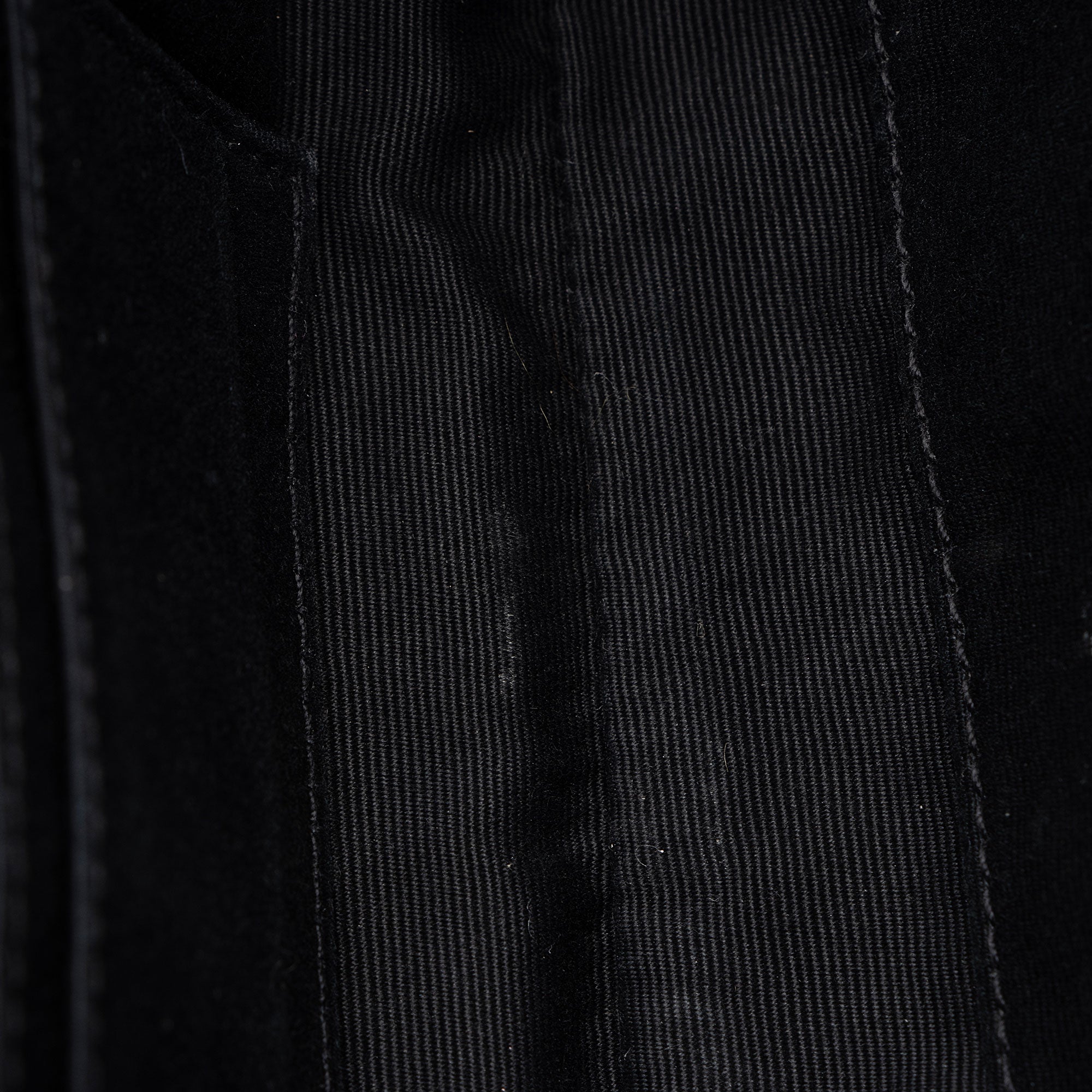 Saint Laurent Grain de Poudre Monogram Cassandre Belt Bag (SHF-Gvv9El)