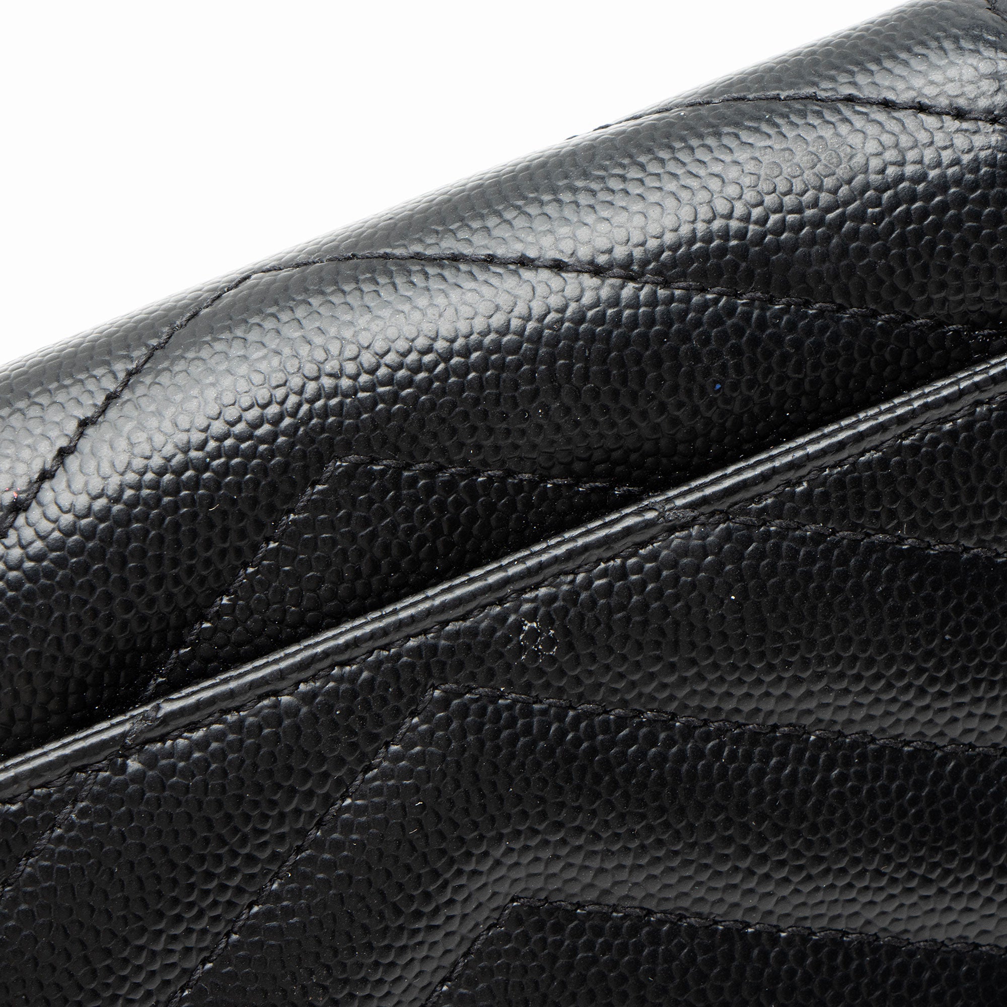 Saint Laurent Grain de Poudre Monogram Compact Tri-Fold Wallet (SHF-j0cHxO)