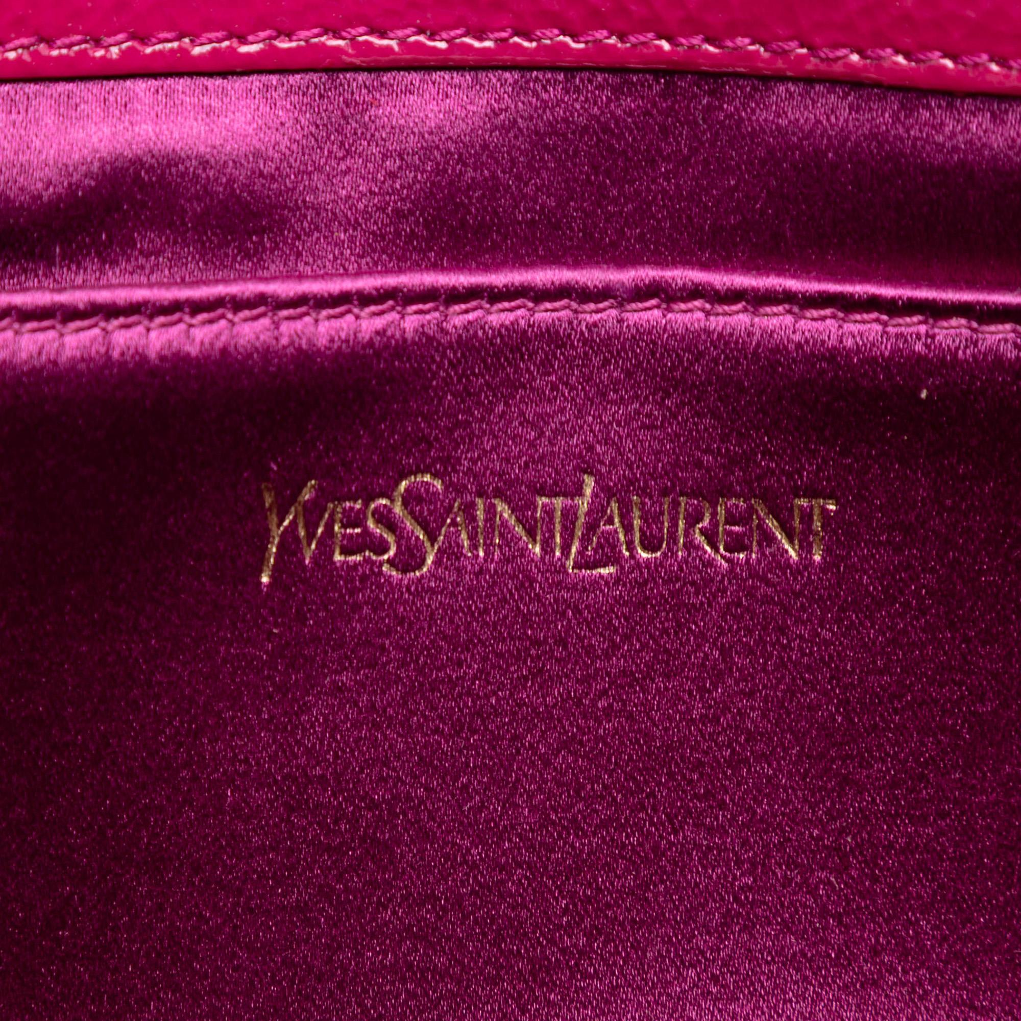 Saint Laurent Large Textured Patent Belle De Jour Clutch