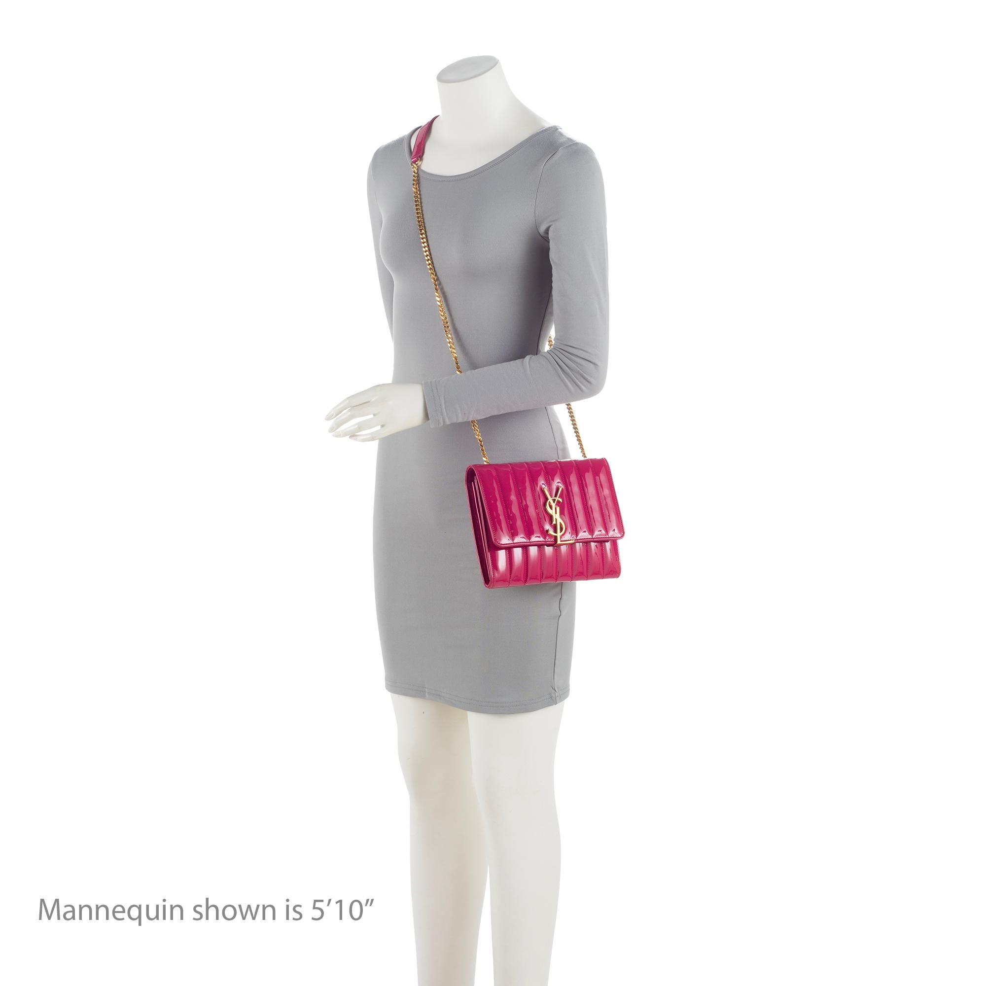 Saint Laurent Matalasse Patent Leather Monogram Vicky Chain Wallet (SHF-GZpZIV)