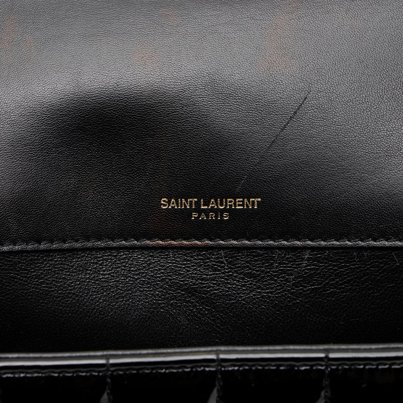 Saint Laurent Matalasse Patent Leather Monogram Vicky Large Shoulder Bag (SHF-zhdP3r)