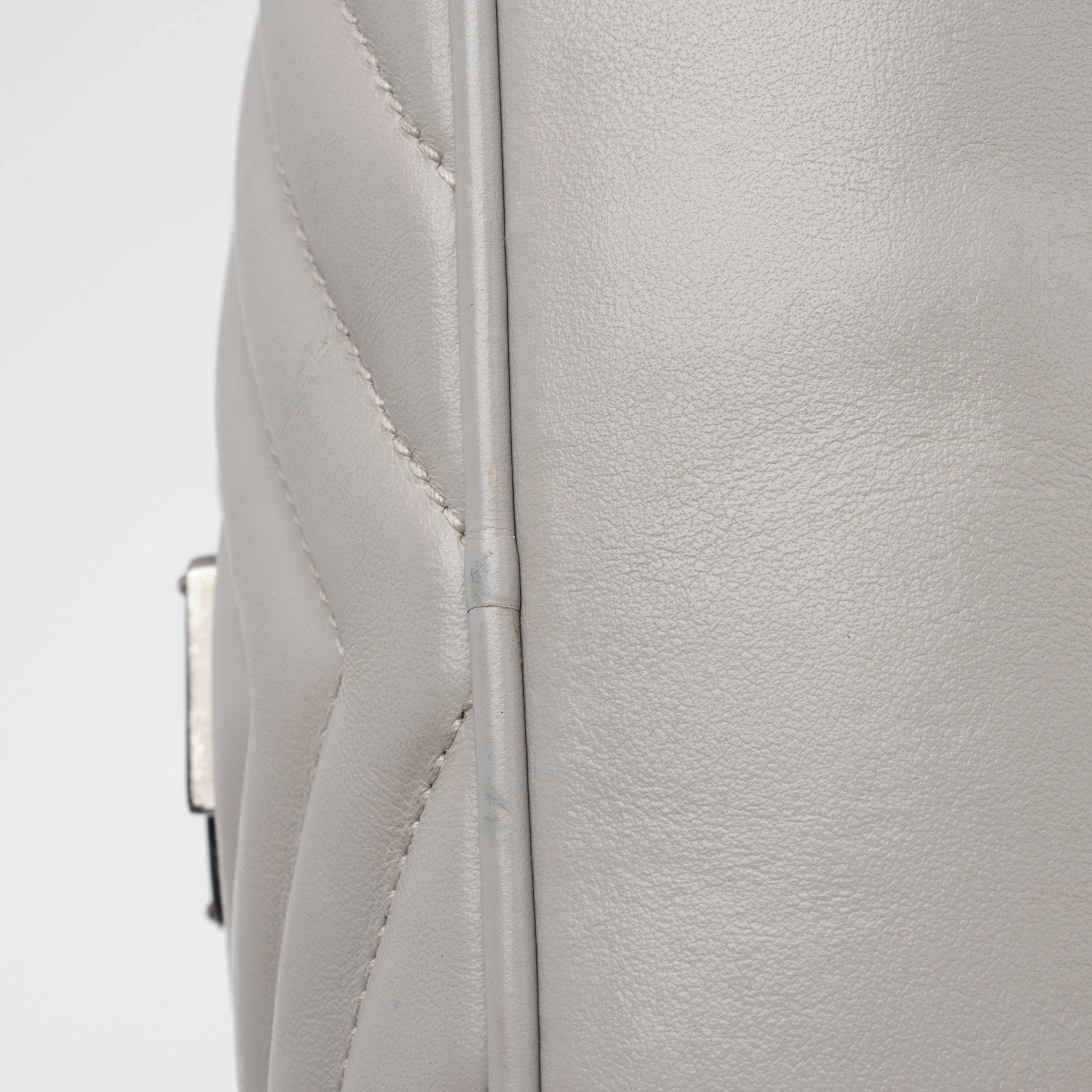 Saint Laurent Matelasse Calfskin Monogram Lou Camera Bag - FINAL SALE (SHF-iTLHGg)