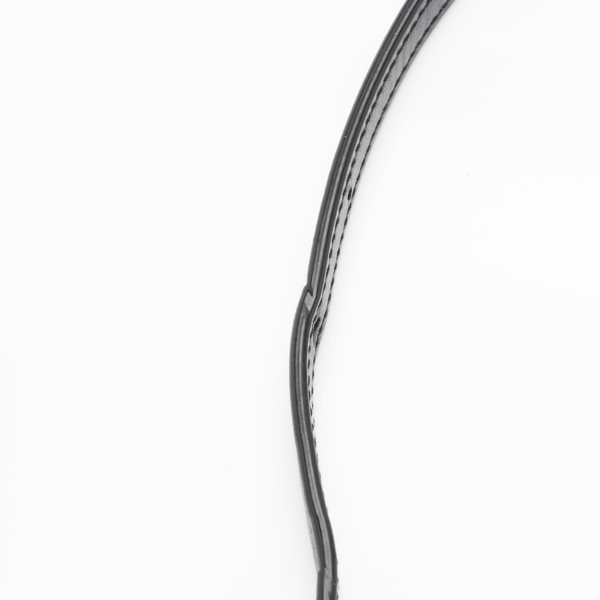 Saint Laurent Matelasse Calfskin Monogram Lou Camera Bag (SHF-hlZNvk)