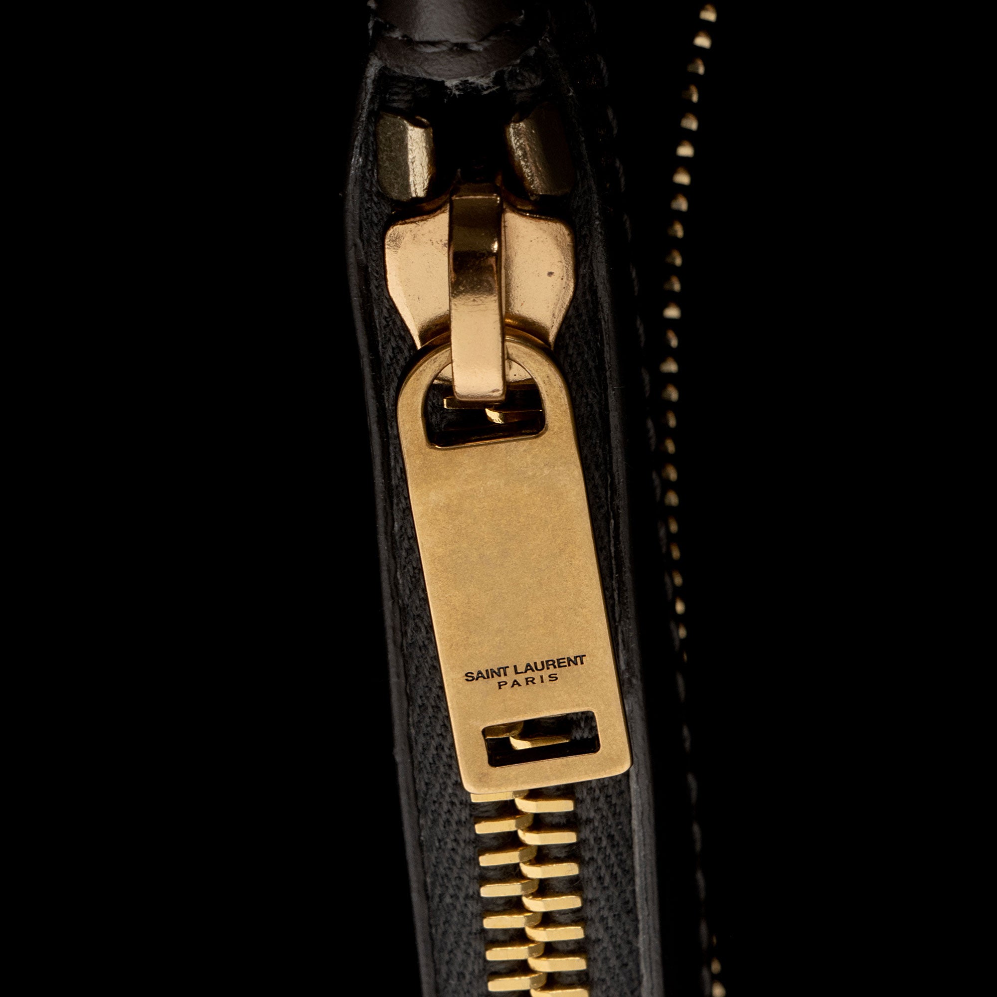Saint Laurent Matelasse Calfskin Monogram LouLou Chain Medium Shoulder Bag (SHF-19W4rm)
