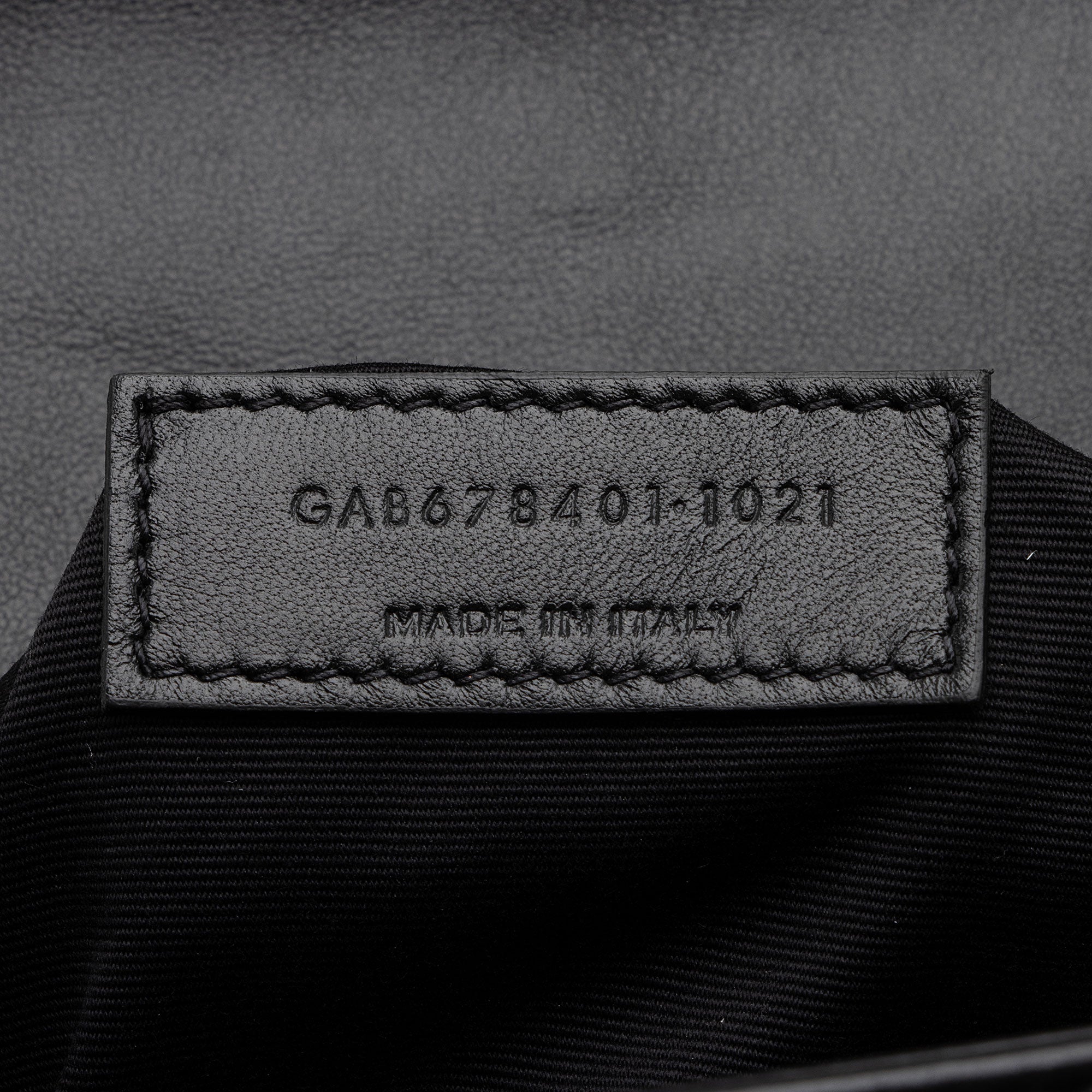 Saint Laurent Matelasse Calfskin Monogram LouLou Toy Crossbody Bag (SHF-tGwfOp)