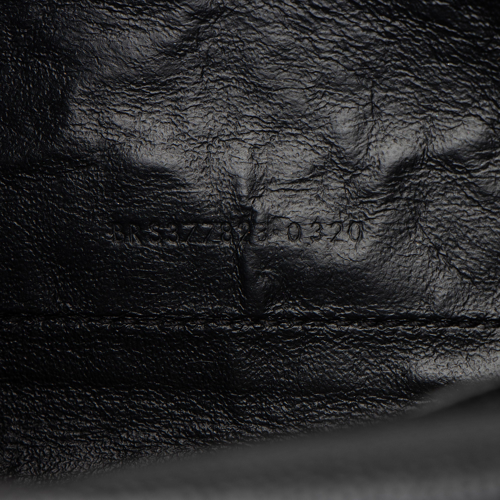 Saint Laurent Matelasse Grain de Poudre Monogram Chain Wallet (SHF-CtcP6l)