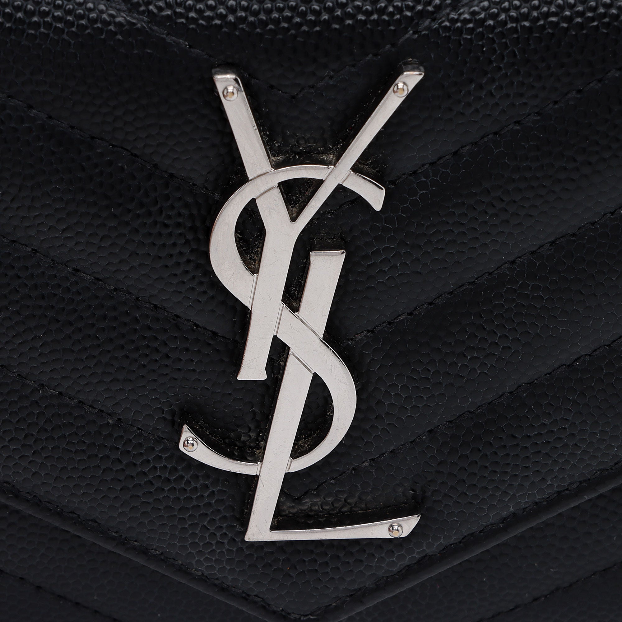 Saint Laurent Matelasse Grain de Poudre Monogram Wallet (SHF-YZtdVY)