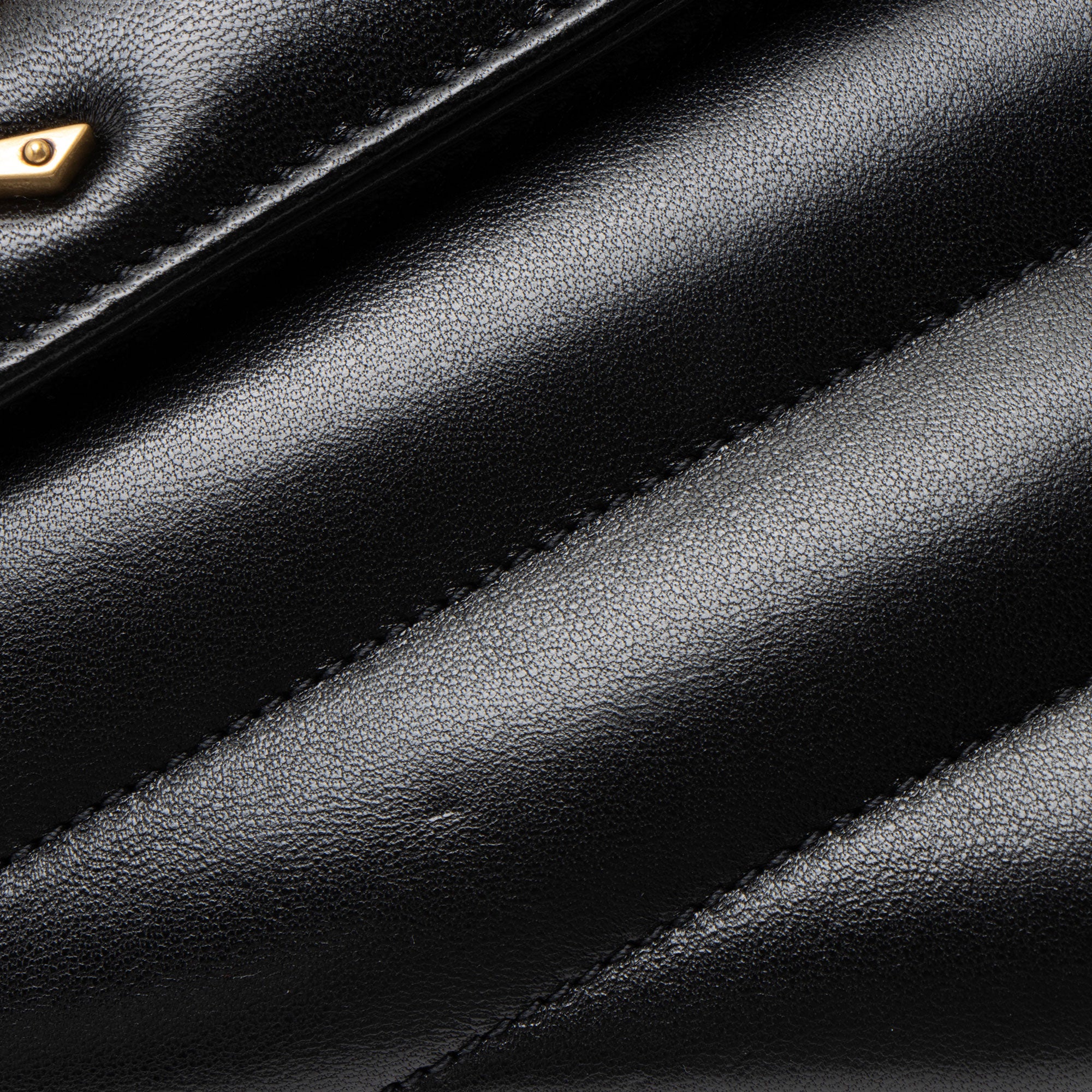 Saint Laurent Matelasse Lambskin Monogram LouLou Large NM Shoulder Bag