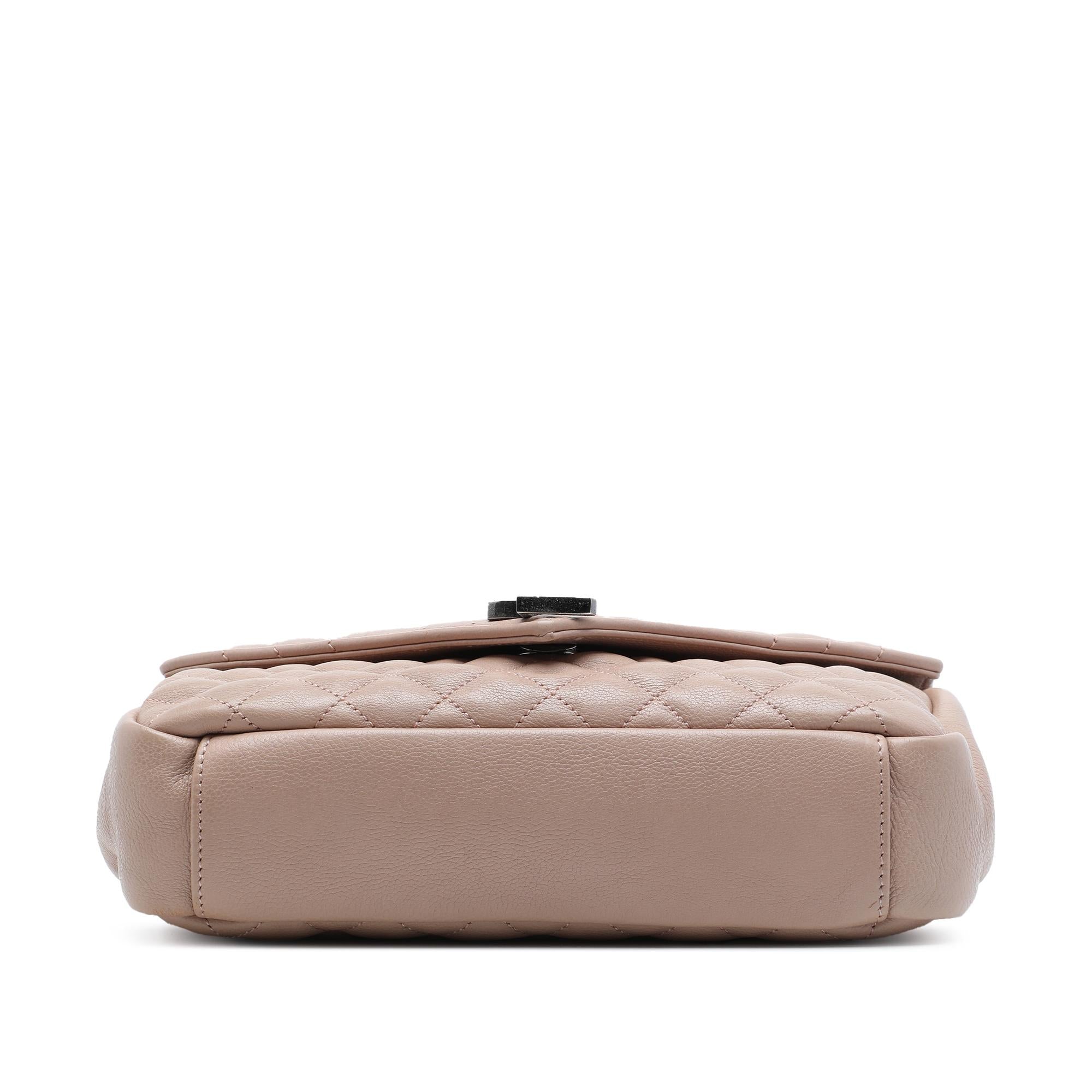 Saint Laurent Medium Sheepskin Triquilt Monogram College Bag