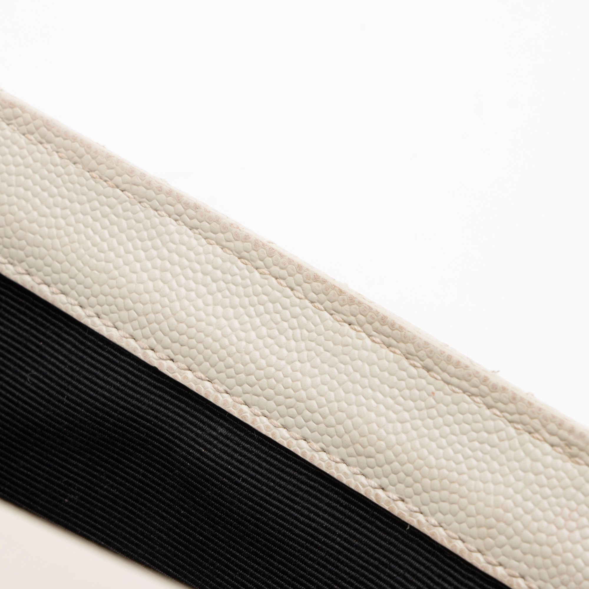 Saint Laurent Mixed Matelasse Grain de Poudre Monogram Medium Shoulder Bag (SHF-zIEuMS)