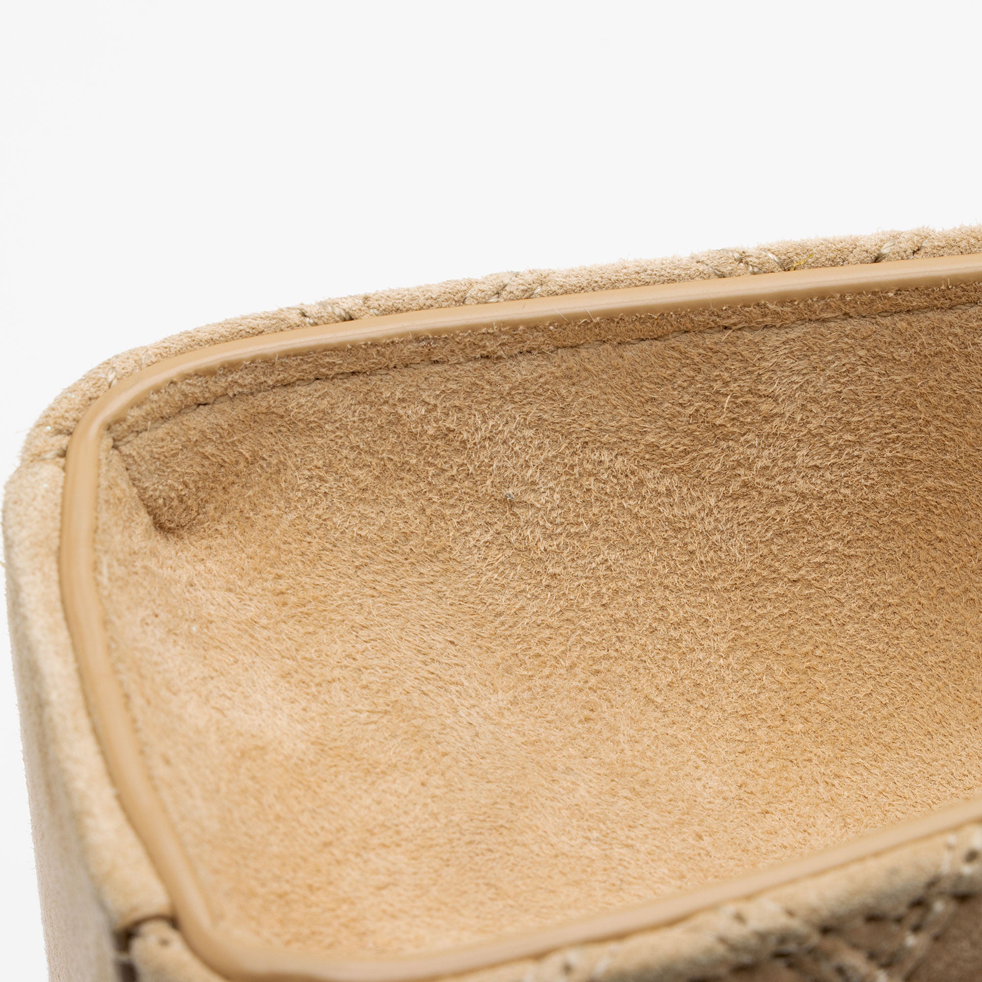Saint Laurent Mixed Matelasse Suede Monogram Medium Shoulder Bag (SHF-cKetUS)