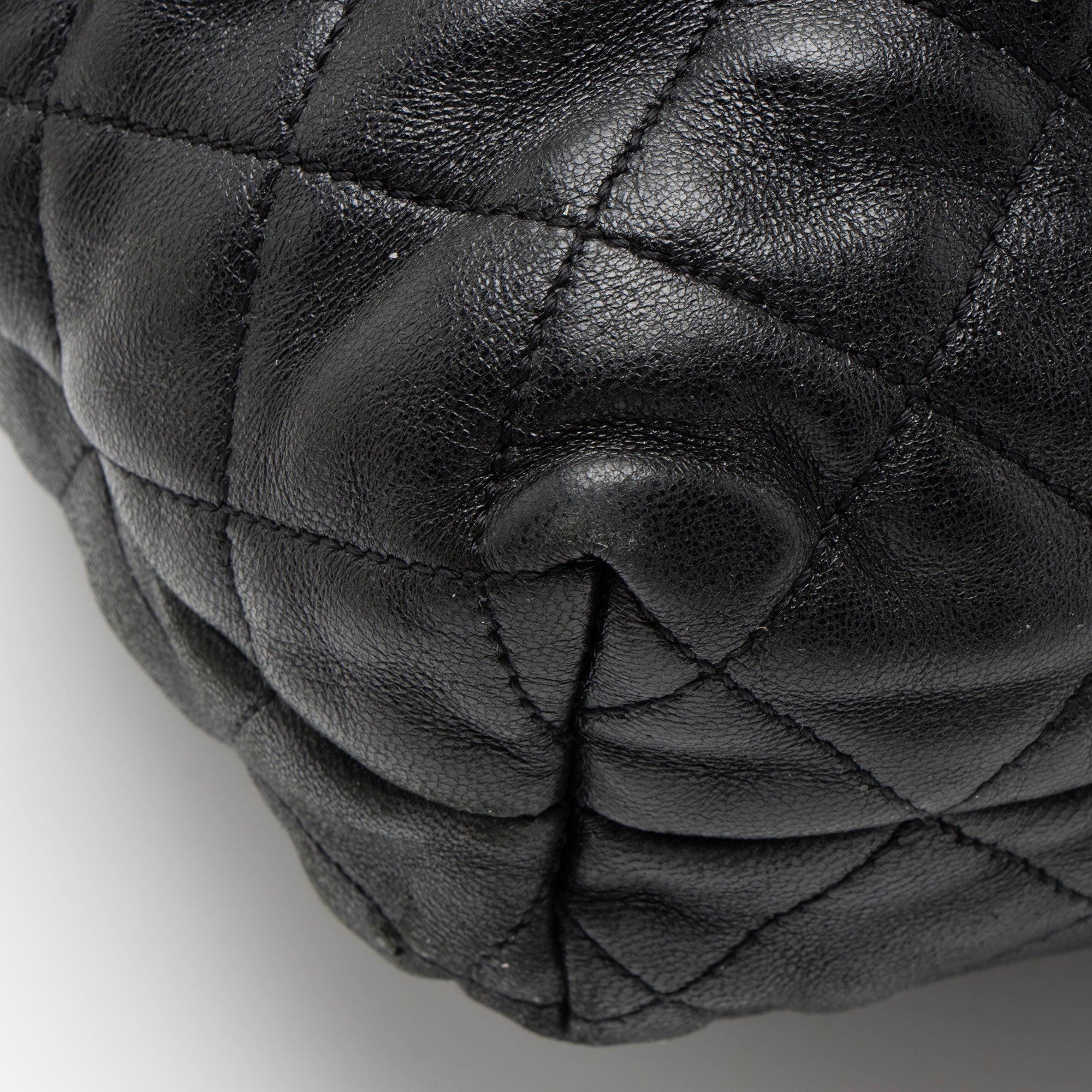 Saint Laurent Quilted Lambskin Monogram Icare Maxi Shopping Tote