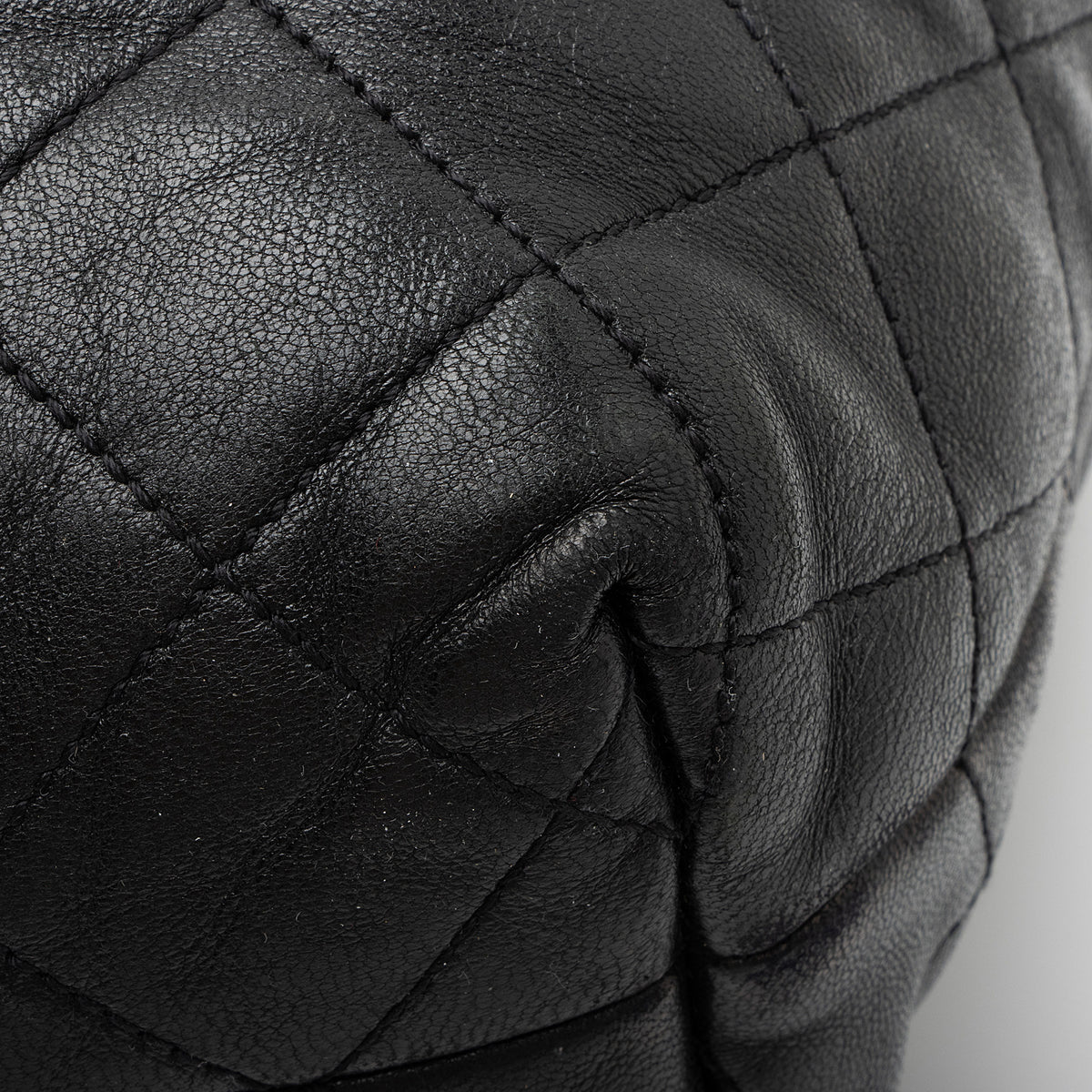 Saint Laurent Quilted Lambskin Monogram Icare Maxi Shopping Tote