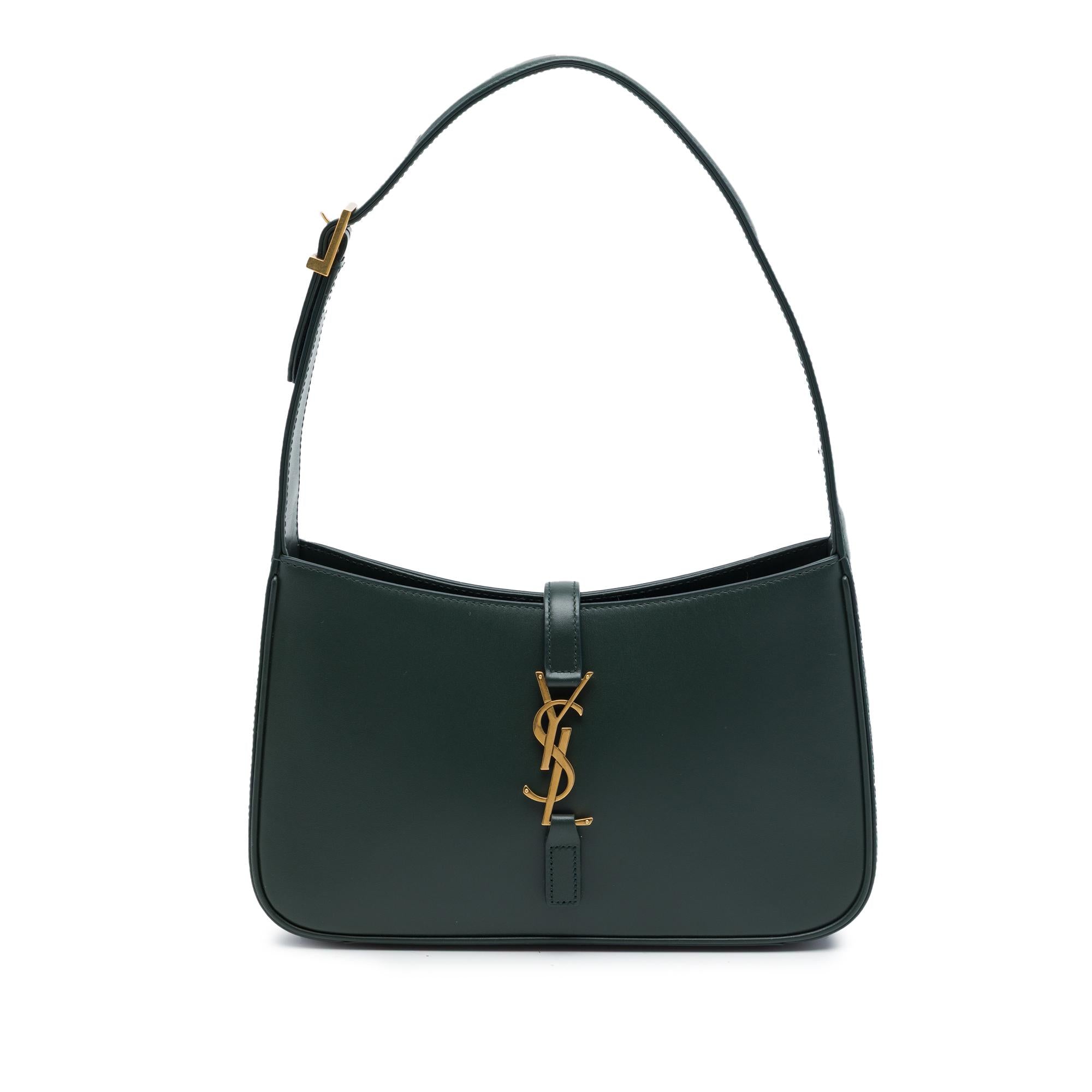Saint Laurent Smooth Calfskin Le 5 a 7