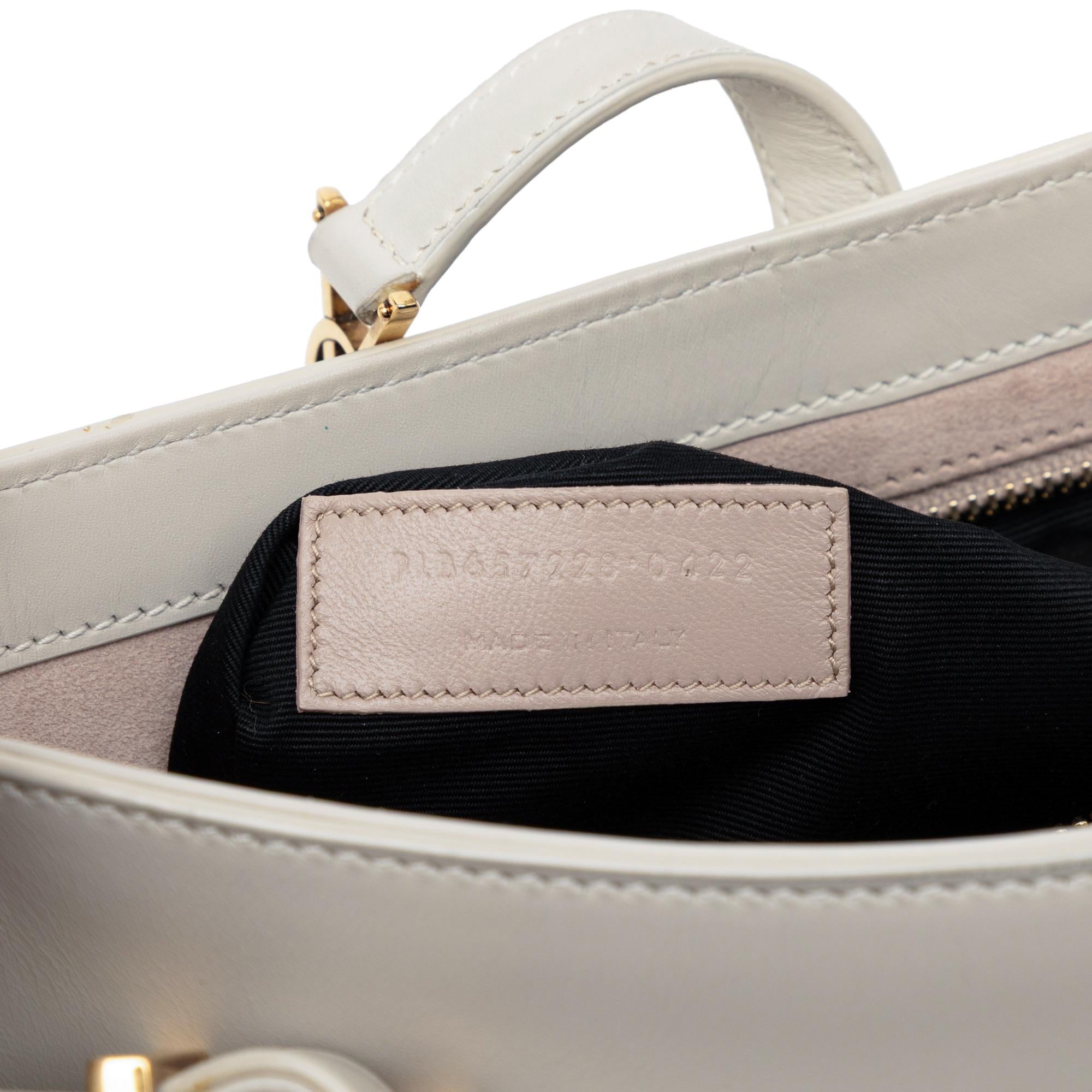 Saint Laurent Smooth Calfskin Le 5 a 7