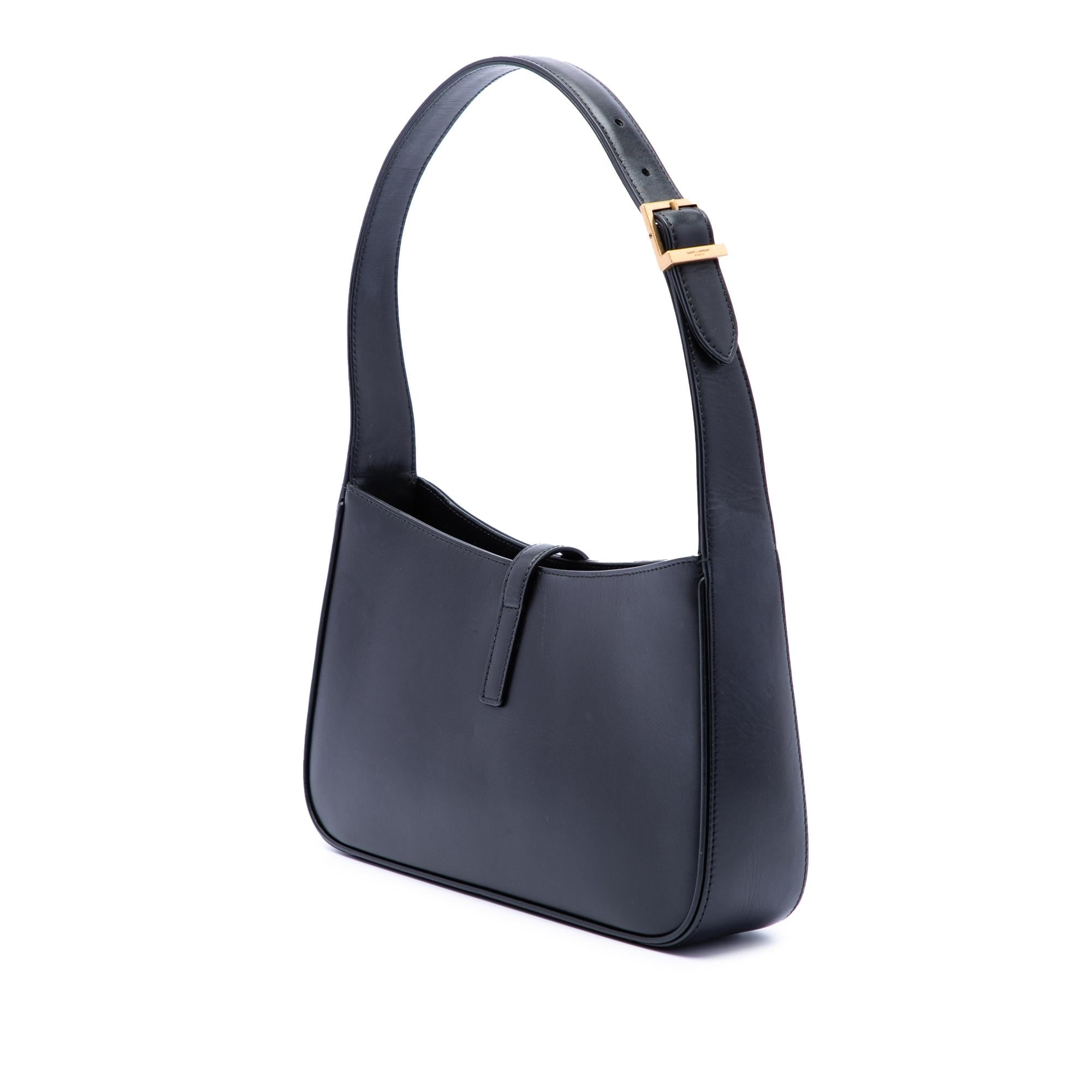 Saint Laurent Smooth Calfskin Le 5 a 7