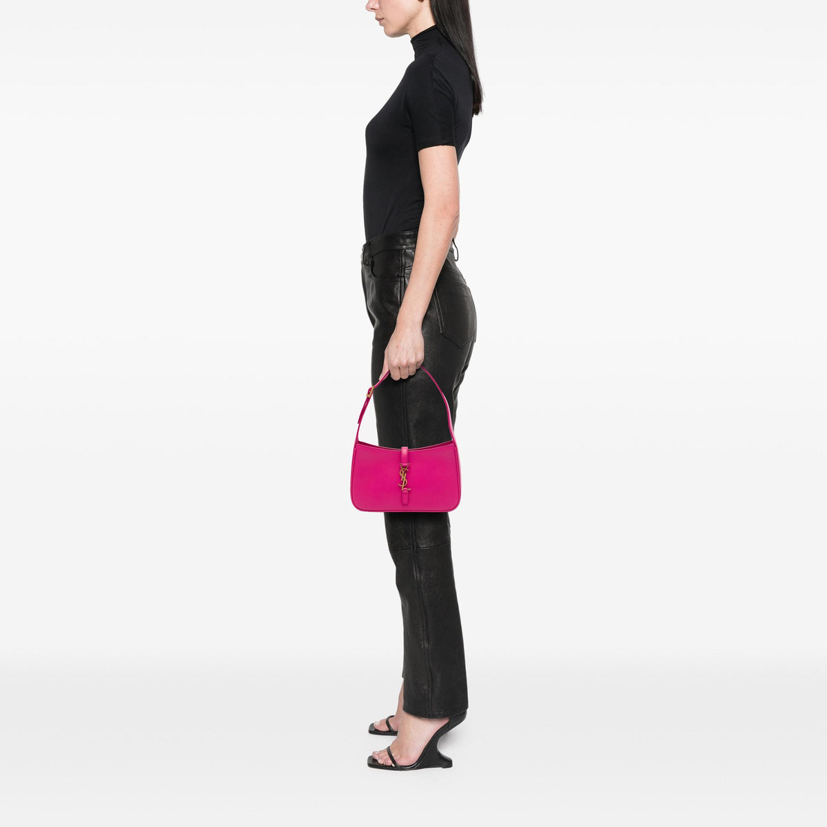 Saint Laurent Smooth Calfskin Le 5 a 7