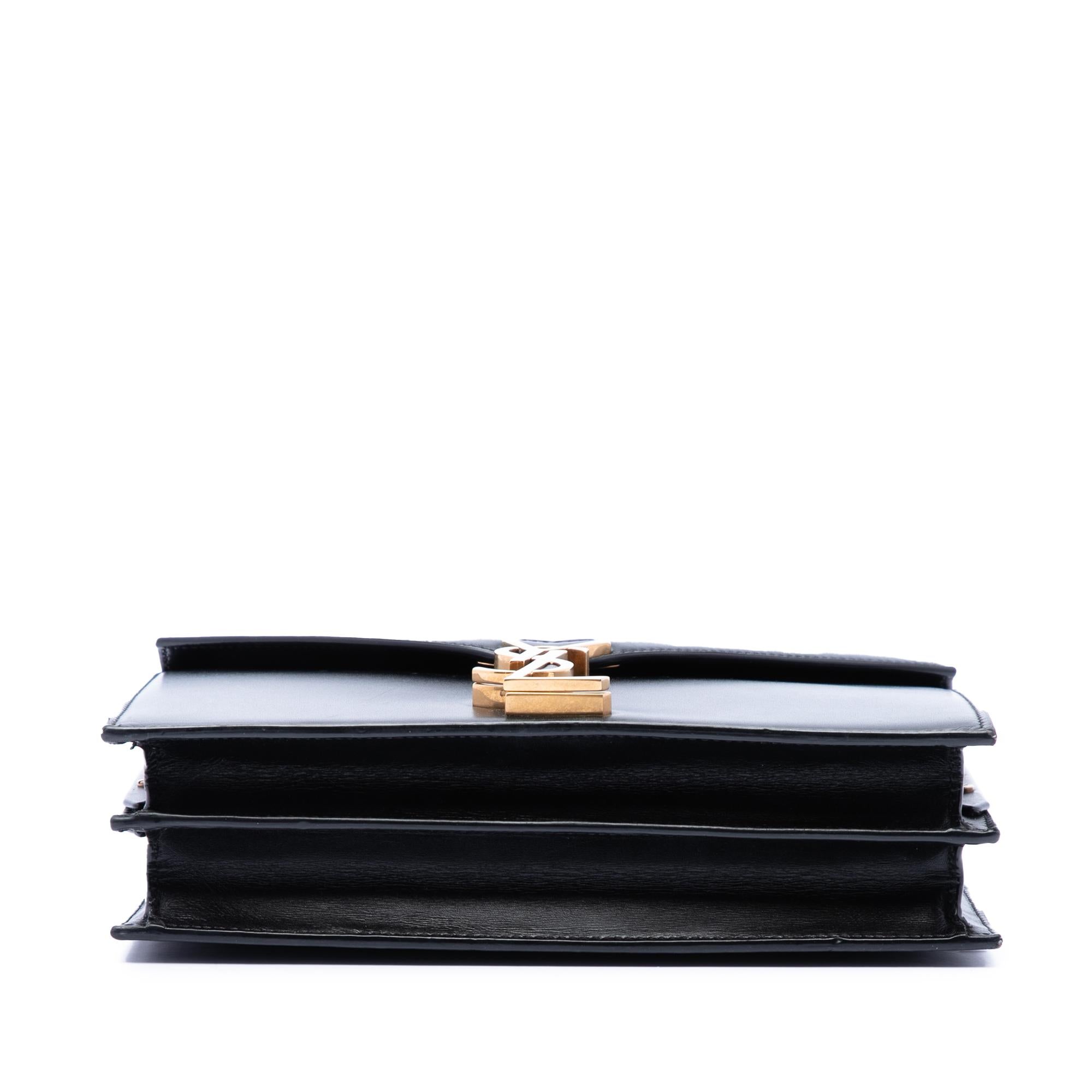 Saint Laurent Smooth Calfskin Monogram Cassandra Clasp Bag