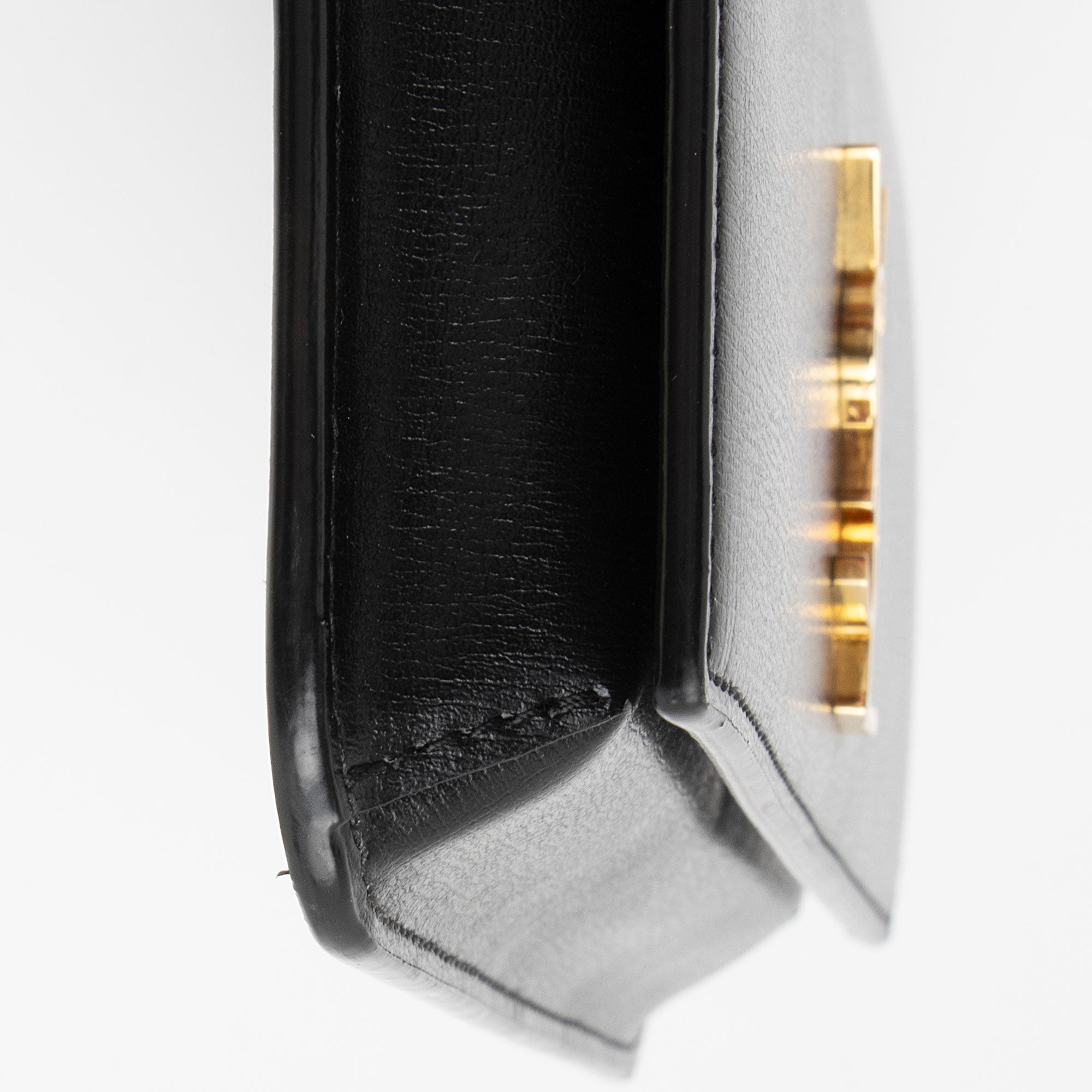 Saint Laurent Smooth Calfskin Monogram Phone Holder Shoulder Bag (SHF-ma6enh)