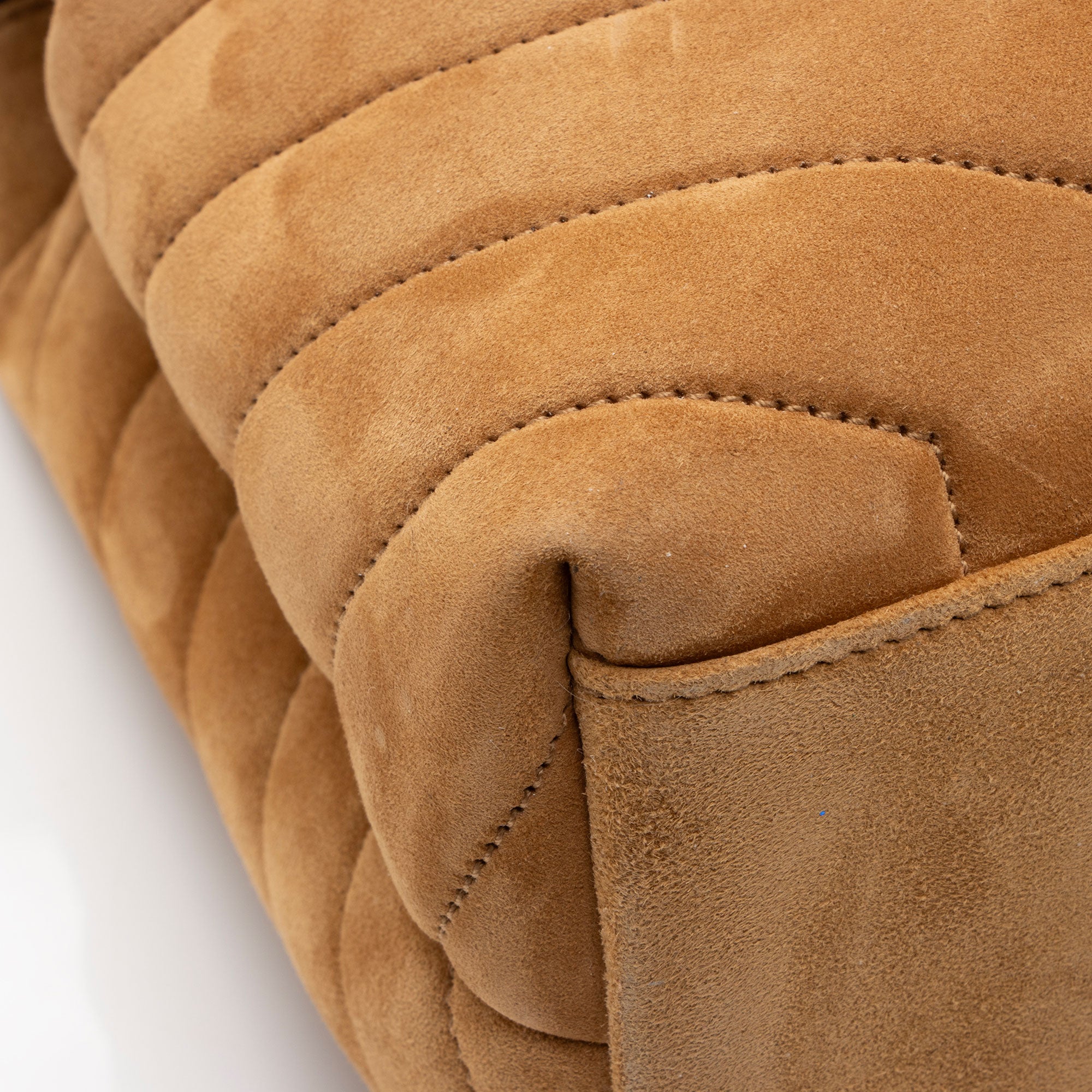 Saint Laurent Suede Monogram LouLou Chain Medium Shoulder Bag (SHF-KL7XZO)