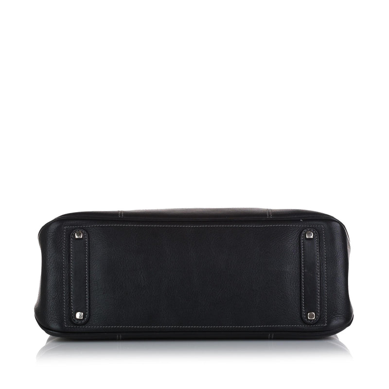Salvatore Ferragamo Calf Leather Handbag (SHG-35898)