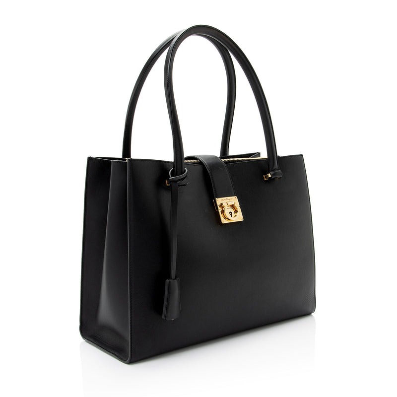 Salvatore Ferragamo Calfskin Gancini Lock Marlene Medium Tote (SHF-UREkYB)