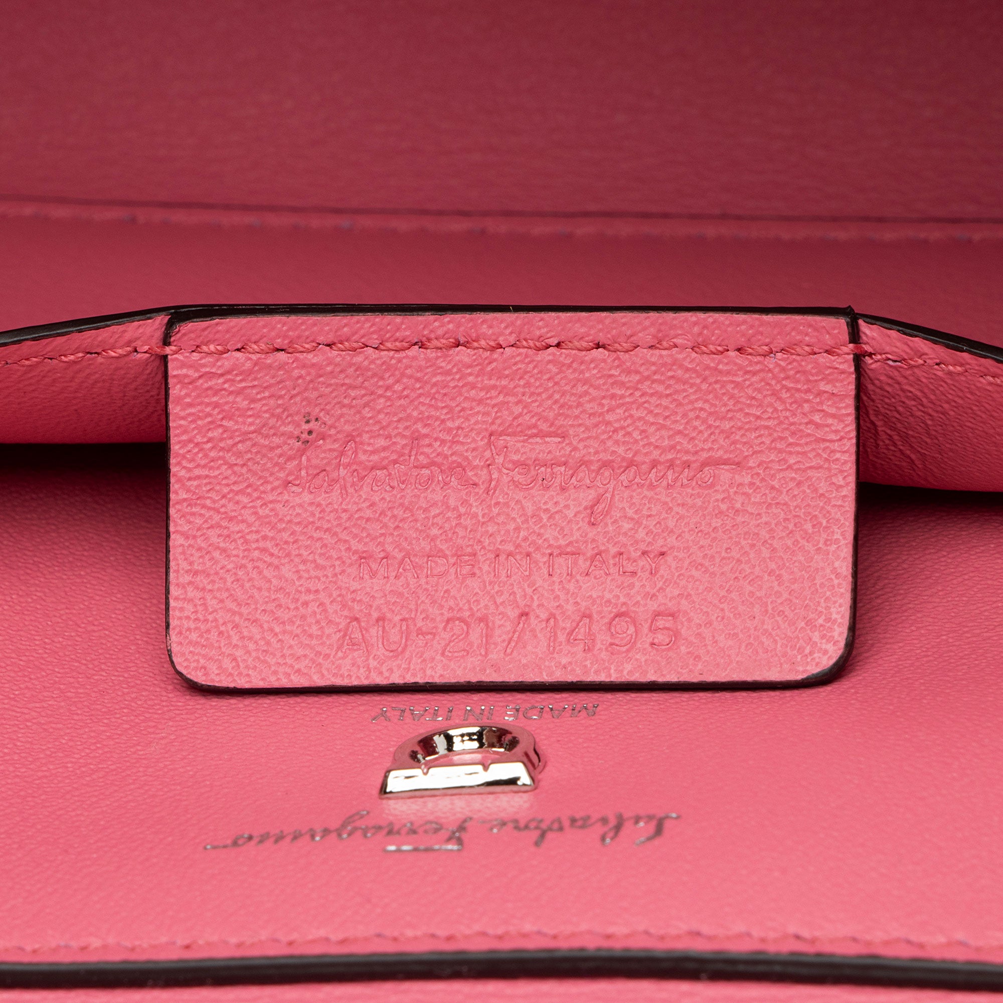 Salvatore Ferragamo / ショルダーバッグ/ナイロン/PNK Salvatore Ferragamo Calfskin Trifolio Swing Bag (SHF-0BUPxR)