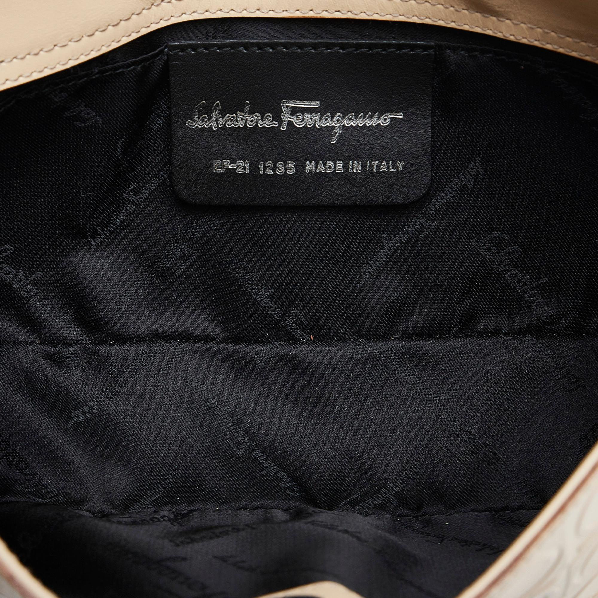 Salvatore Ferragamo Gancini Baguete (SHG-pUw9WD)