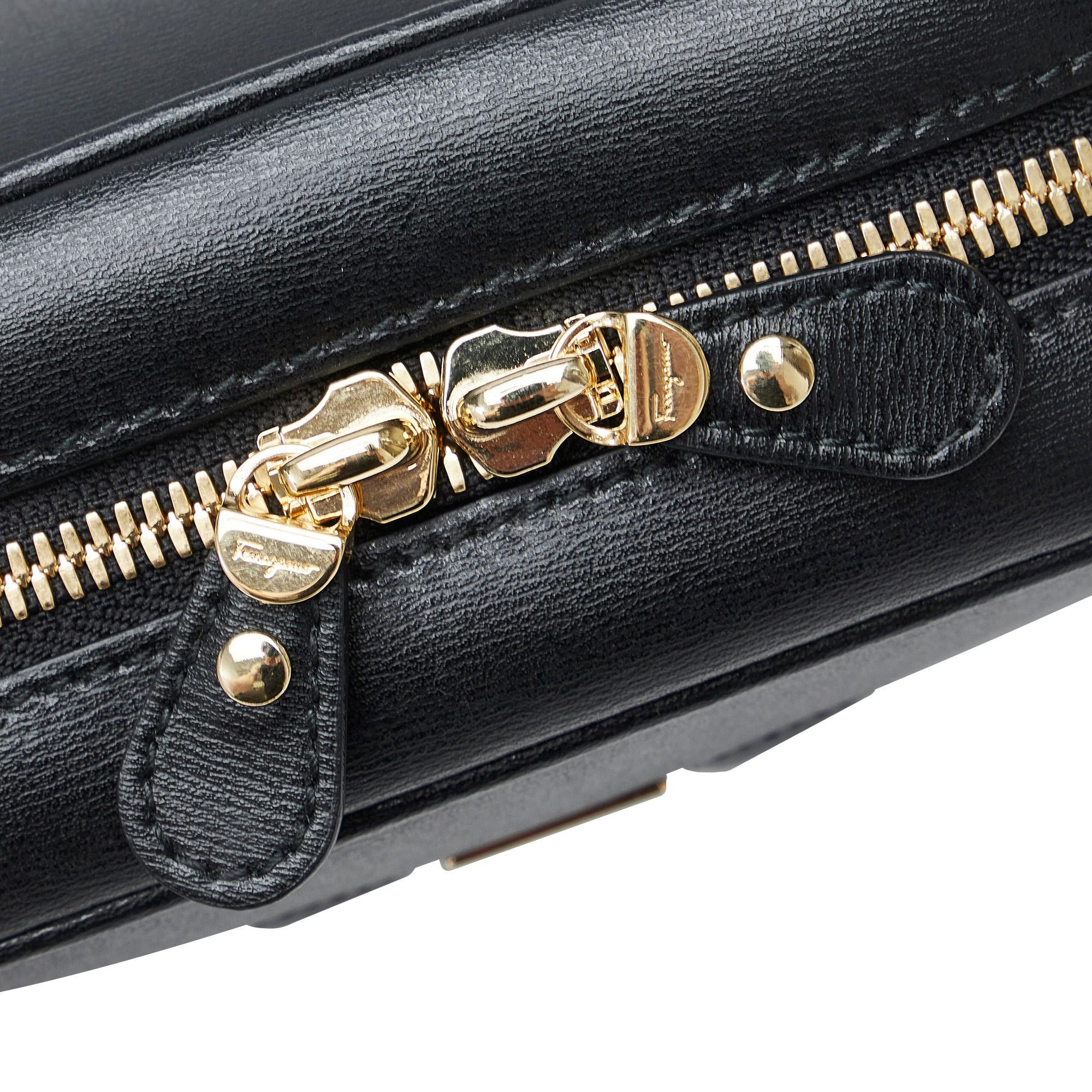 【FERRAGAMO】ガーメントバッグ Salvatore Ferragamo フェラガモ FERRAGAMO ハンドバッグ ワンダ ミニ