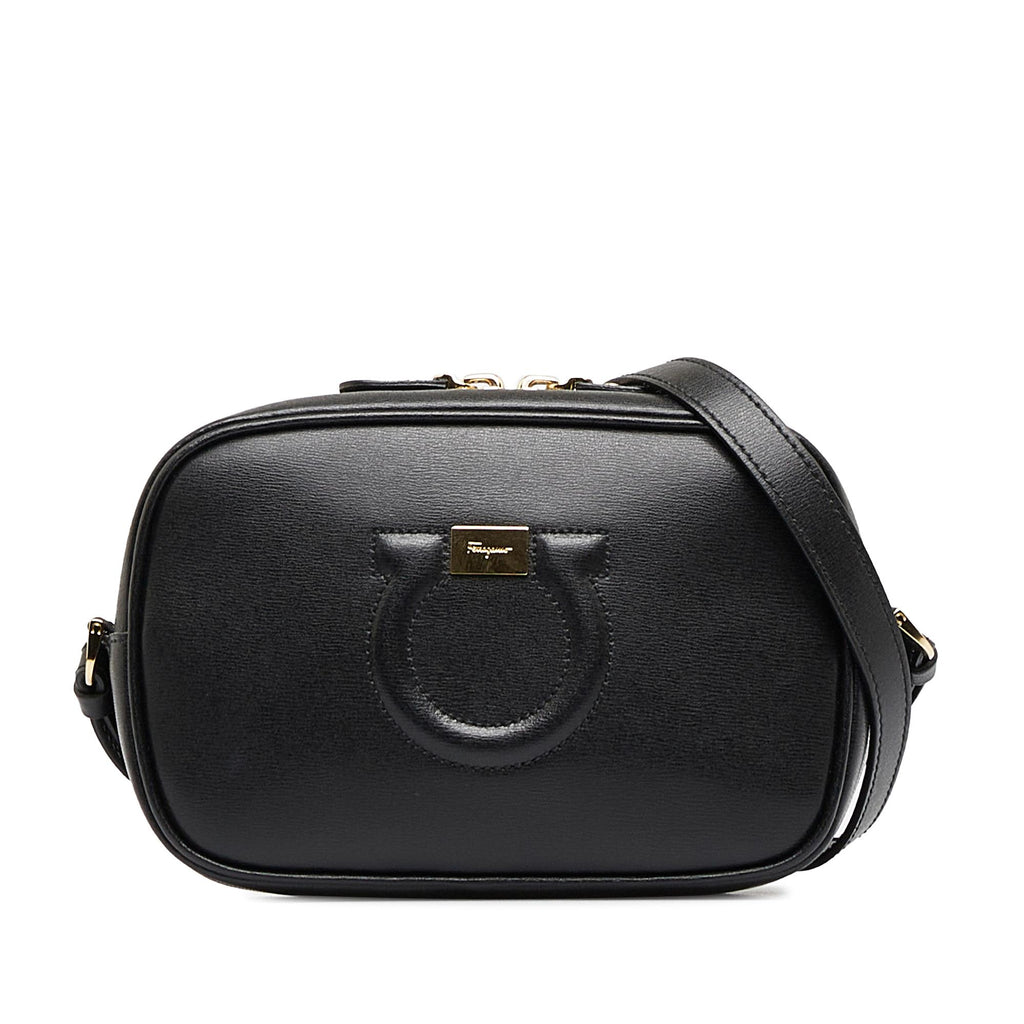 Salvatore Ferragamo Gancini Camera Bag (SHG-7vjBBl) – LuxeDH