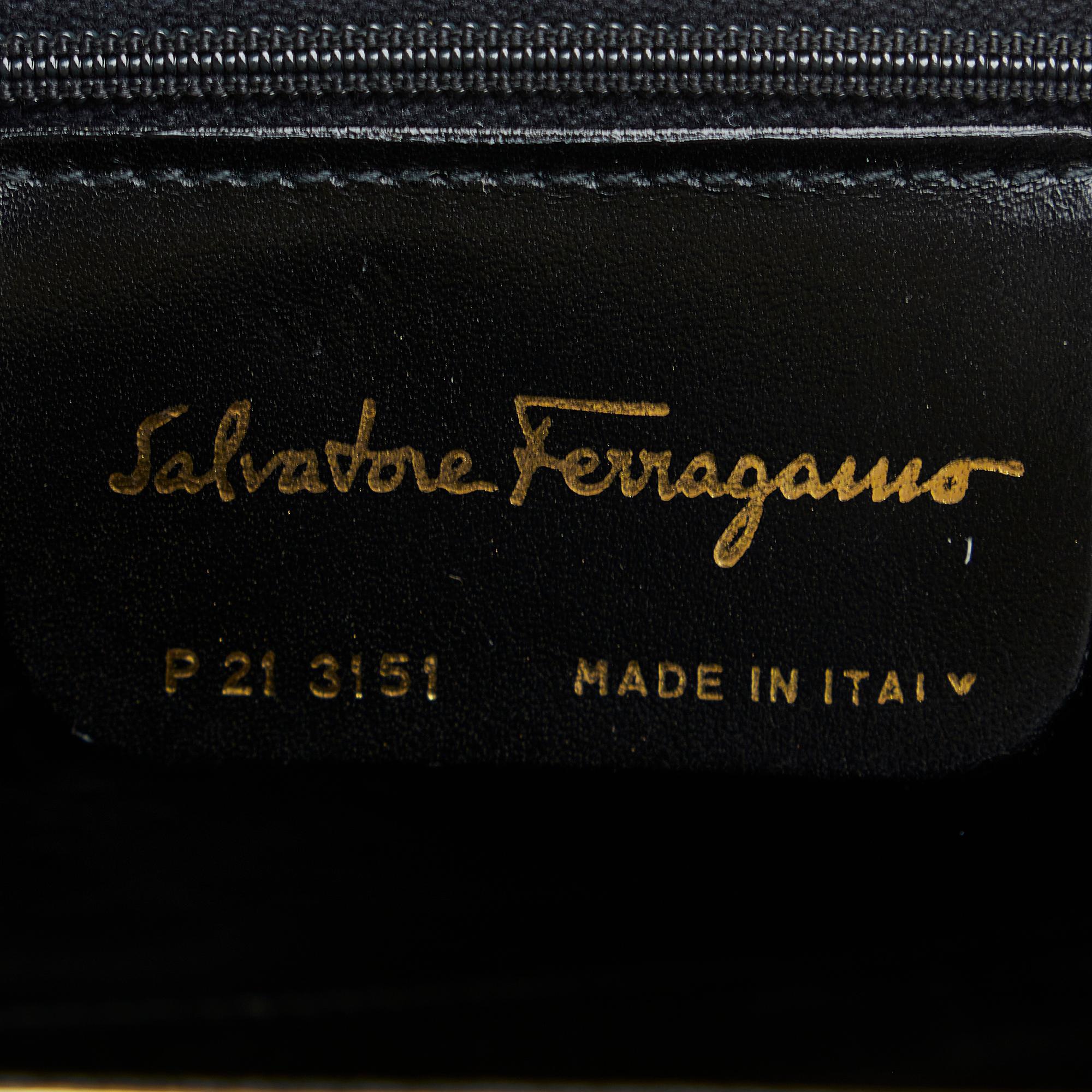 Salvatore Ferragamo Gancini Crossbody (SHG-hwP1lQ)