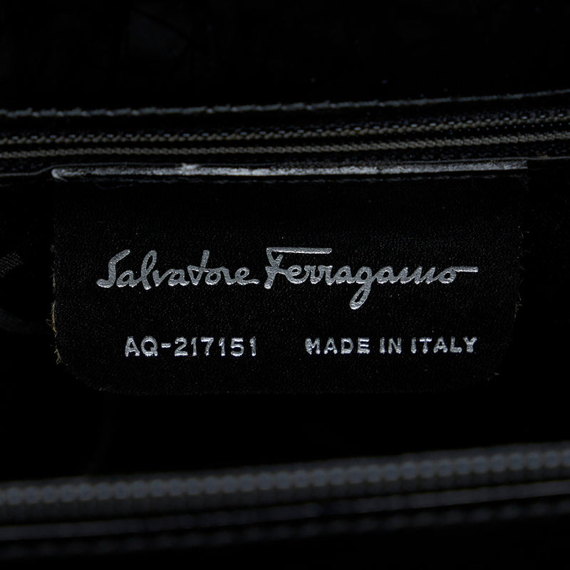 Salvatore Ferragamo Gancini Handbag (SHG-AvJGbf)