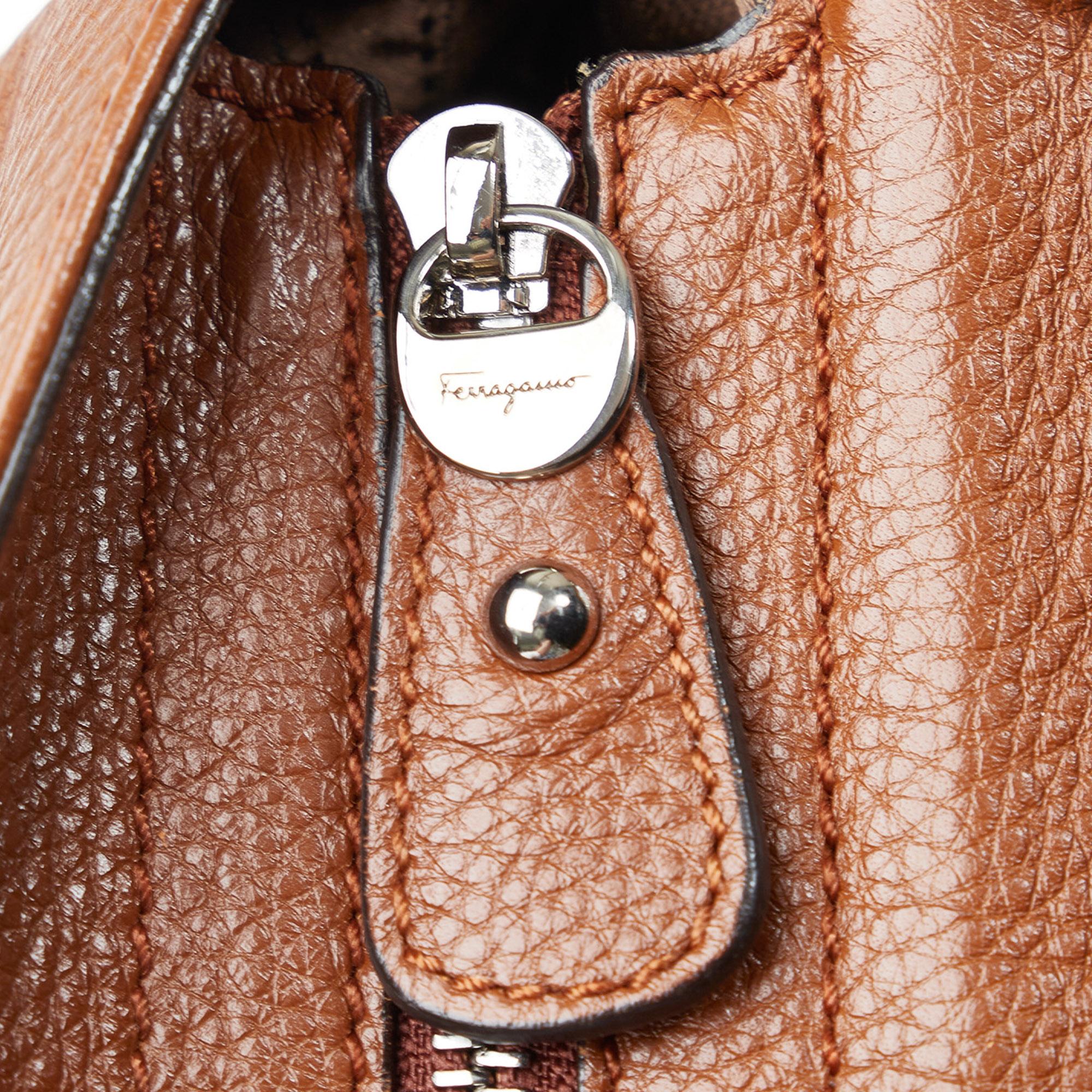 Salvatore Ferragamo Gancini Sofia (SHG-ZqF8rK)