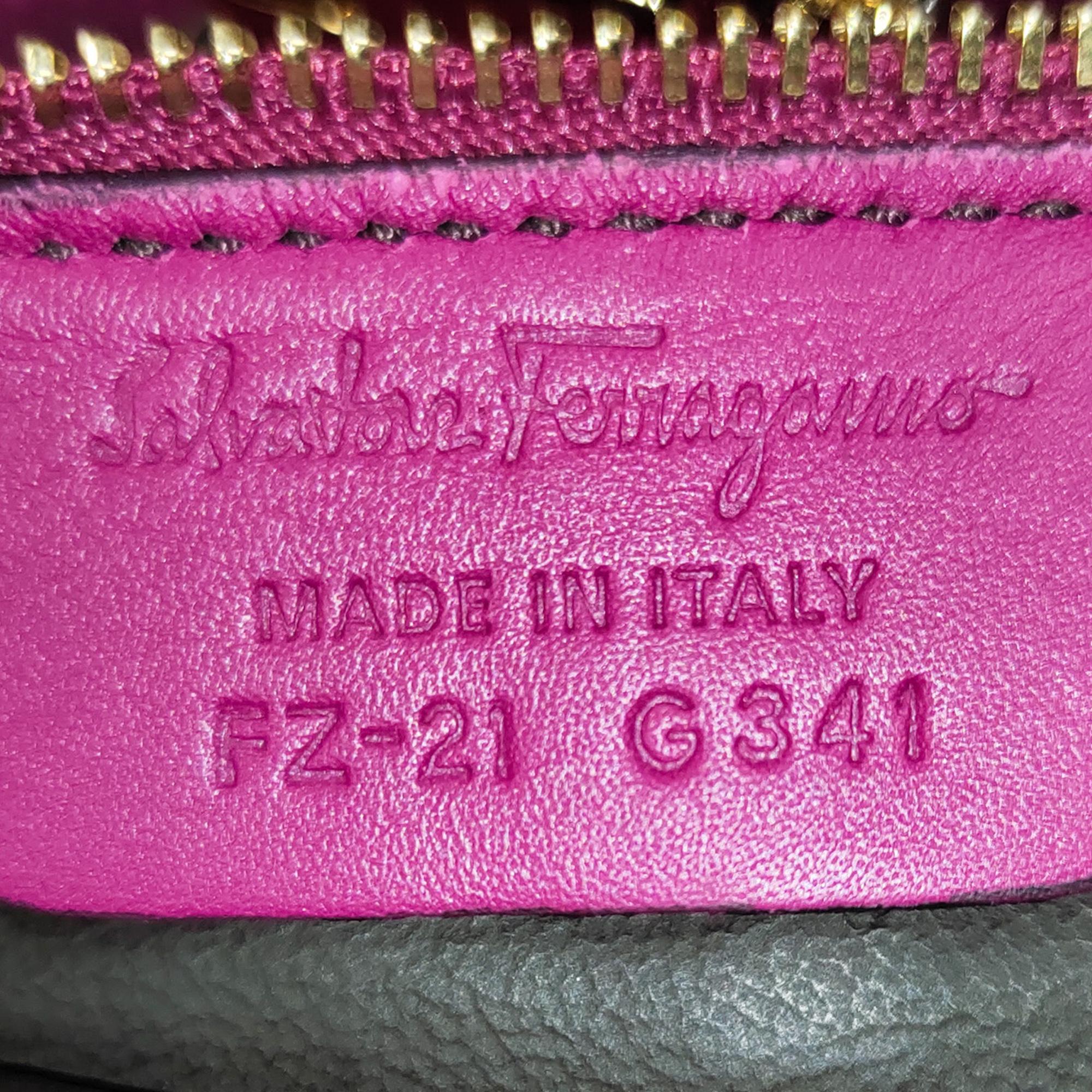 Salvatore Ferragamo Laser Cut Gancini Sofia Satchel (SHG-Rq9U0y)