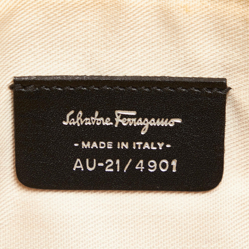 Salvatore Ferragamo Leather Baguette (SHG-pZq086)