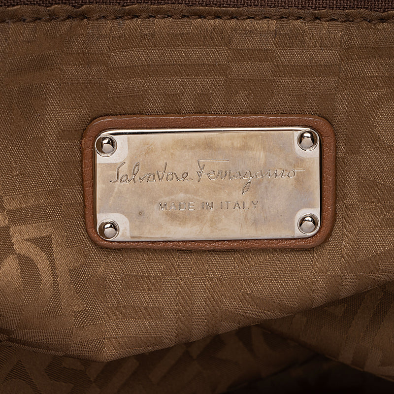 Salvatore Ferragamo Leather Coltilde Tote (SHF-5QkDas)