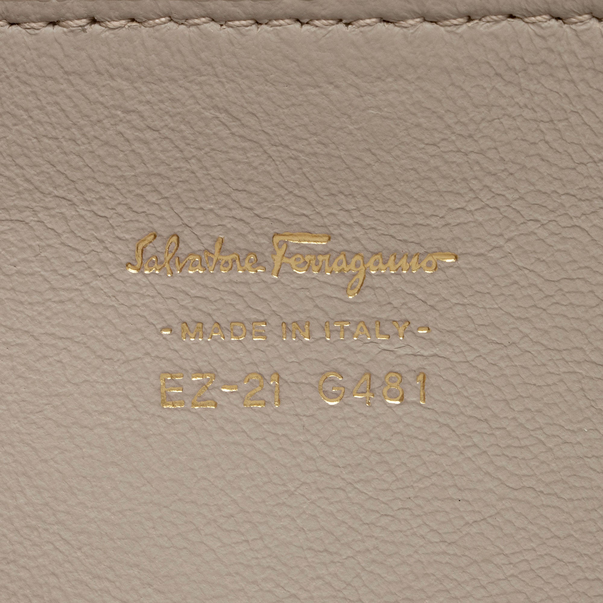 Salvatore Ferragamo Leather Laser Cut Top Handle (SHF-SMpnAH)